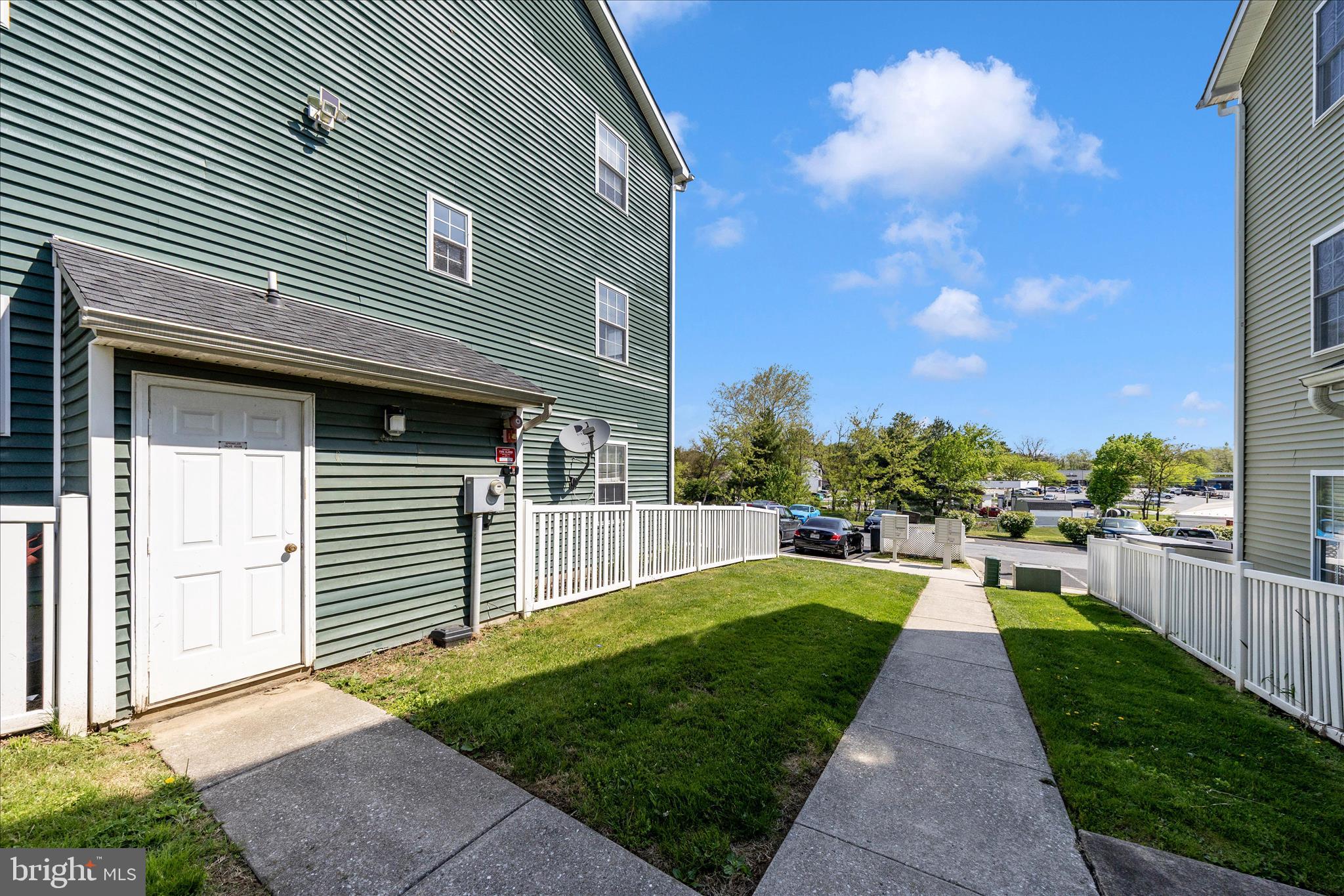 ALTAMONT GARDENS - Residential