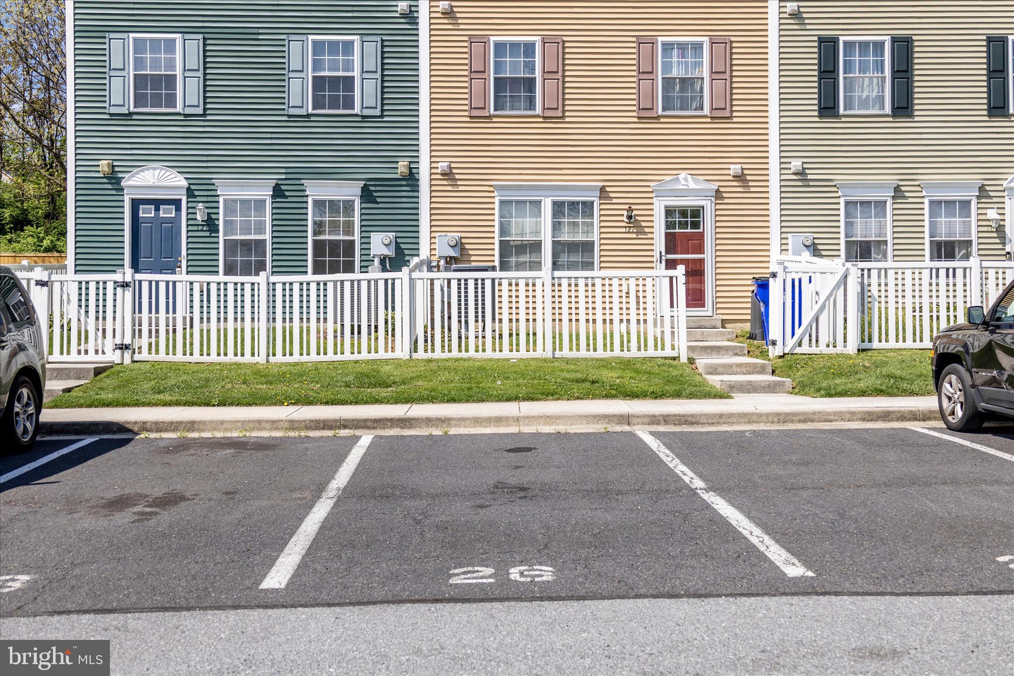 ALTAMONT GARDENS - Residential