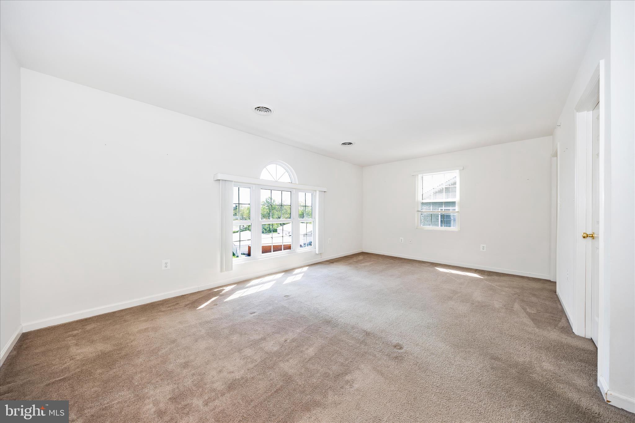 ALTAMONT GARDENS - Residential