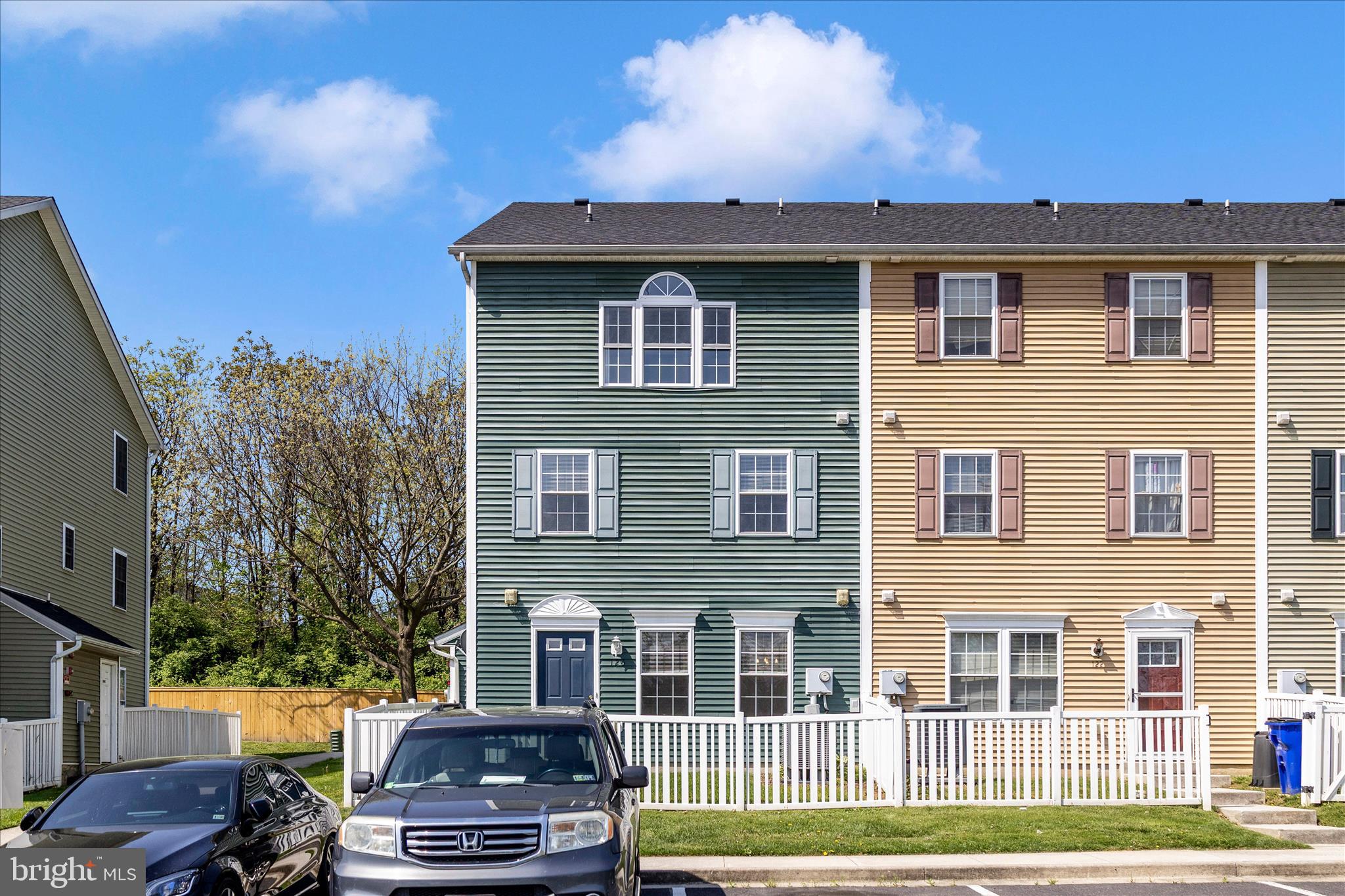 ALTAMONT GARDENS - Residential