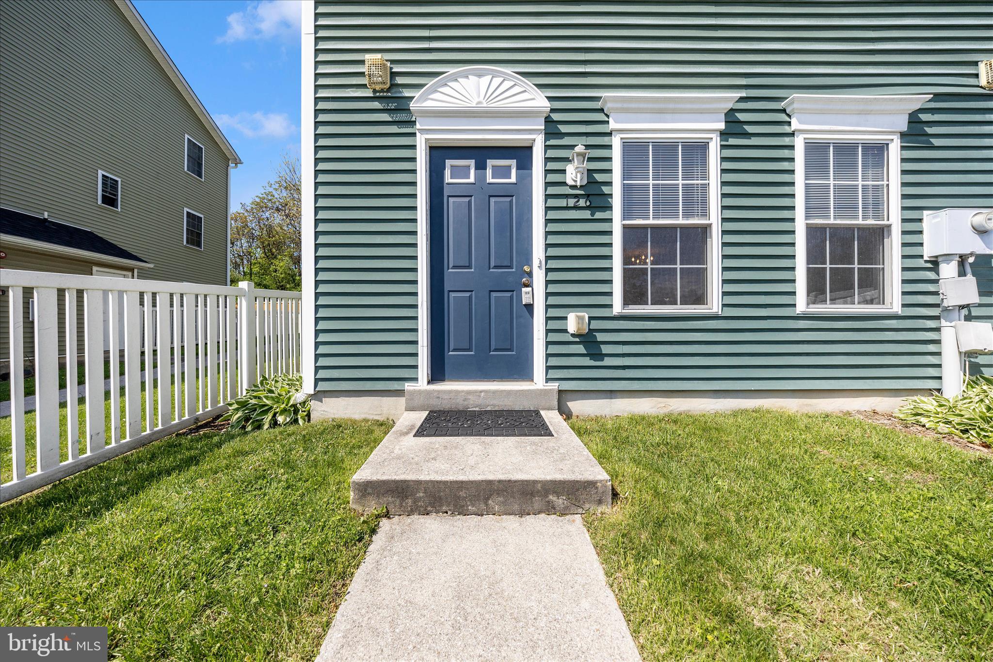 ALTAMONT GARDENS - Residential