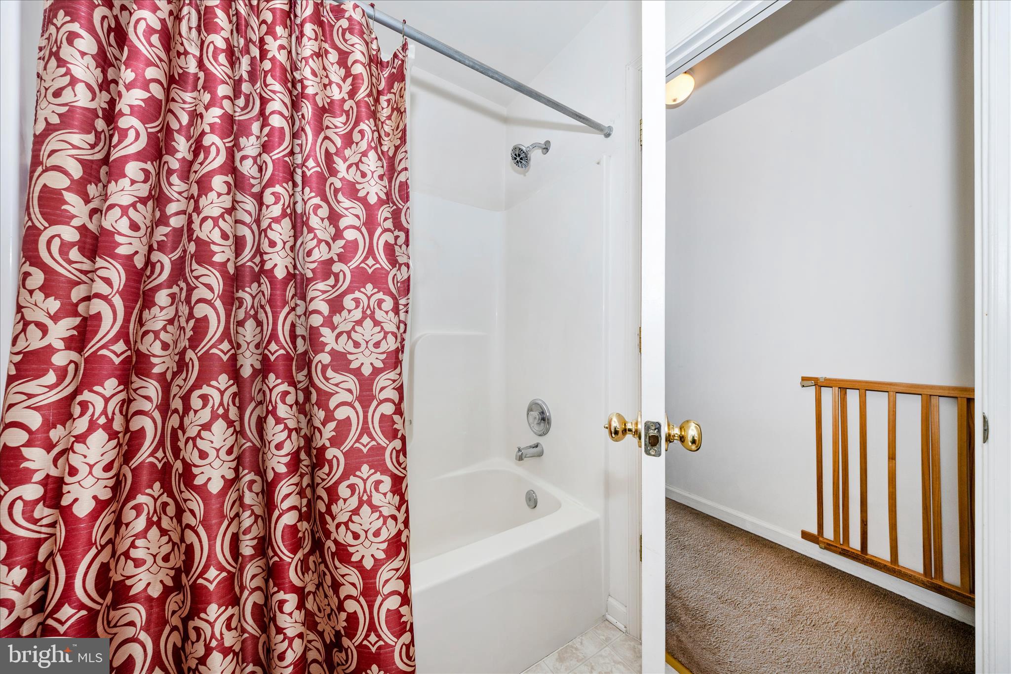 ALTAMONT GARDENS - Residential