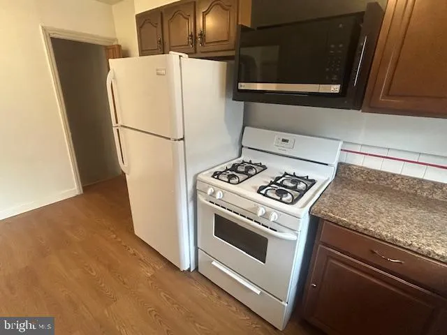 Upper Darby, Pennsylvania 19082, United States, 3 Bedrooms Bedrooms, ,1 BathroomBathrooms,Residential,Active,213943