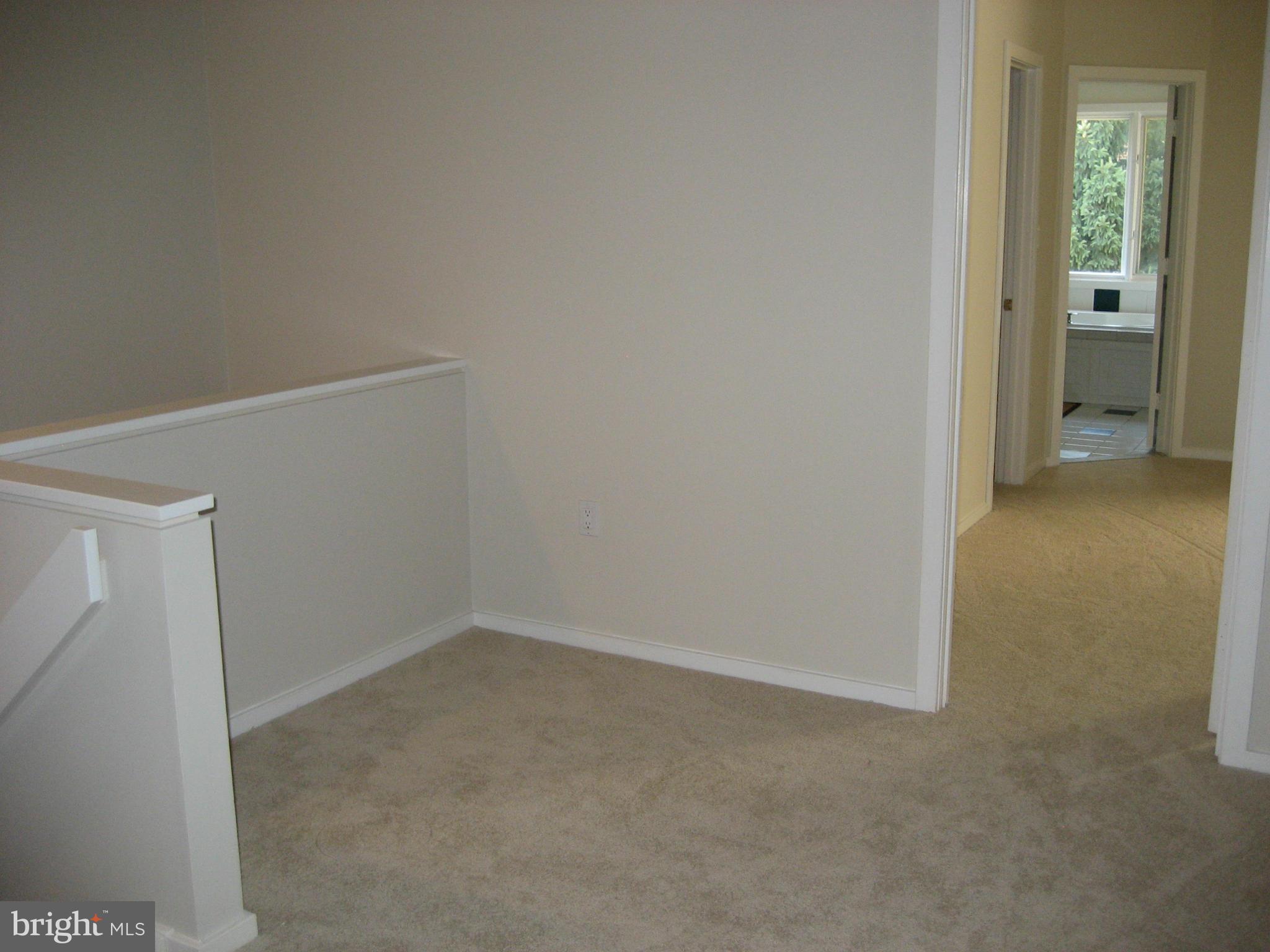 RESTON - Residential Lease