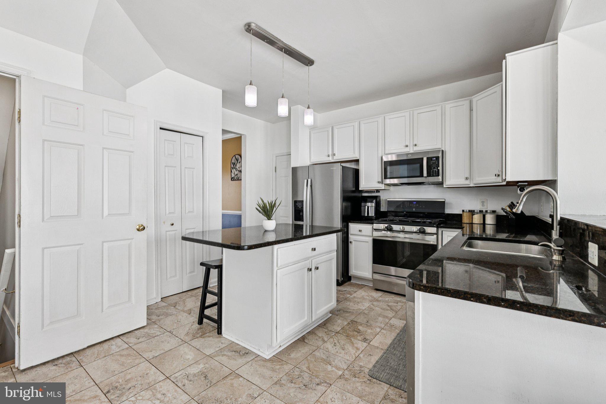 RIVERTON - Residential