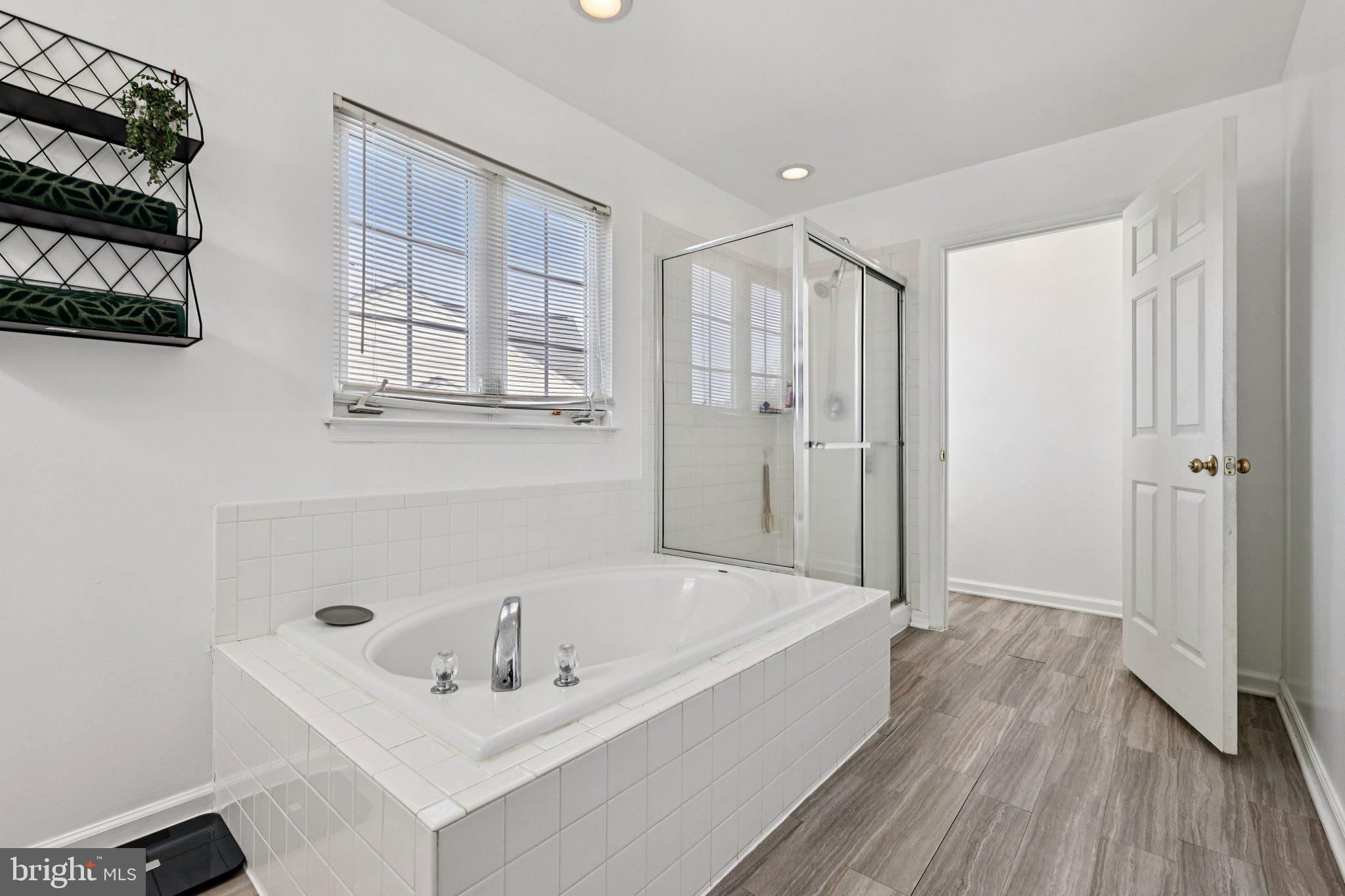 RIVERTON - Residential