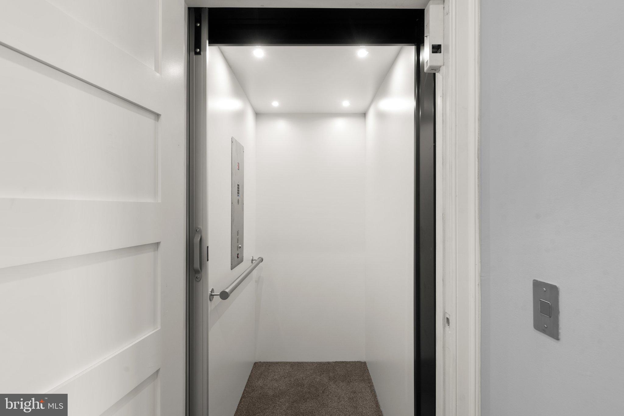 BOWLEYS QUARTERS - Residential