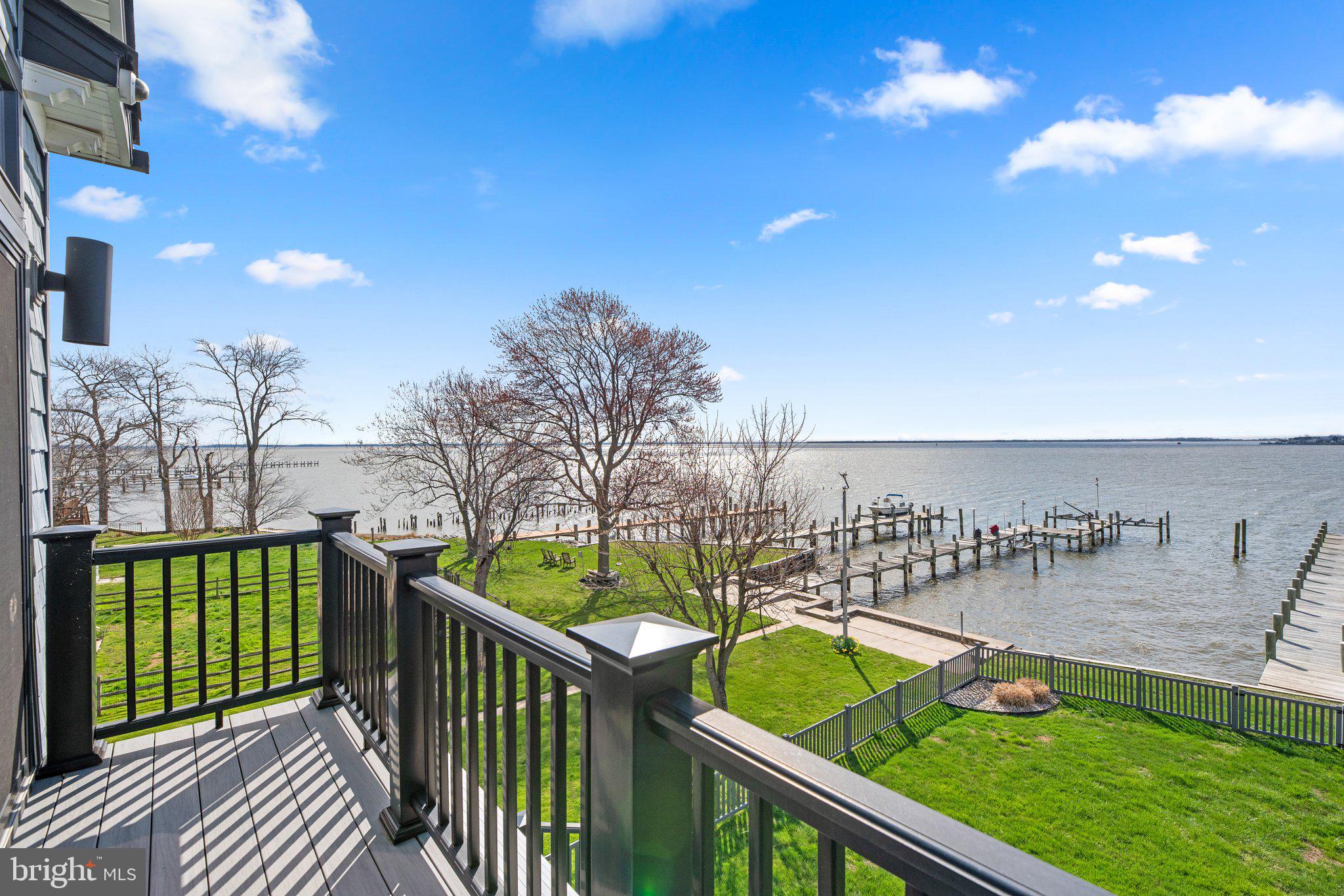 BOWLEYS QUARTERS - Residential