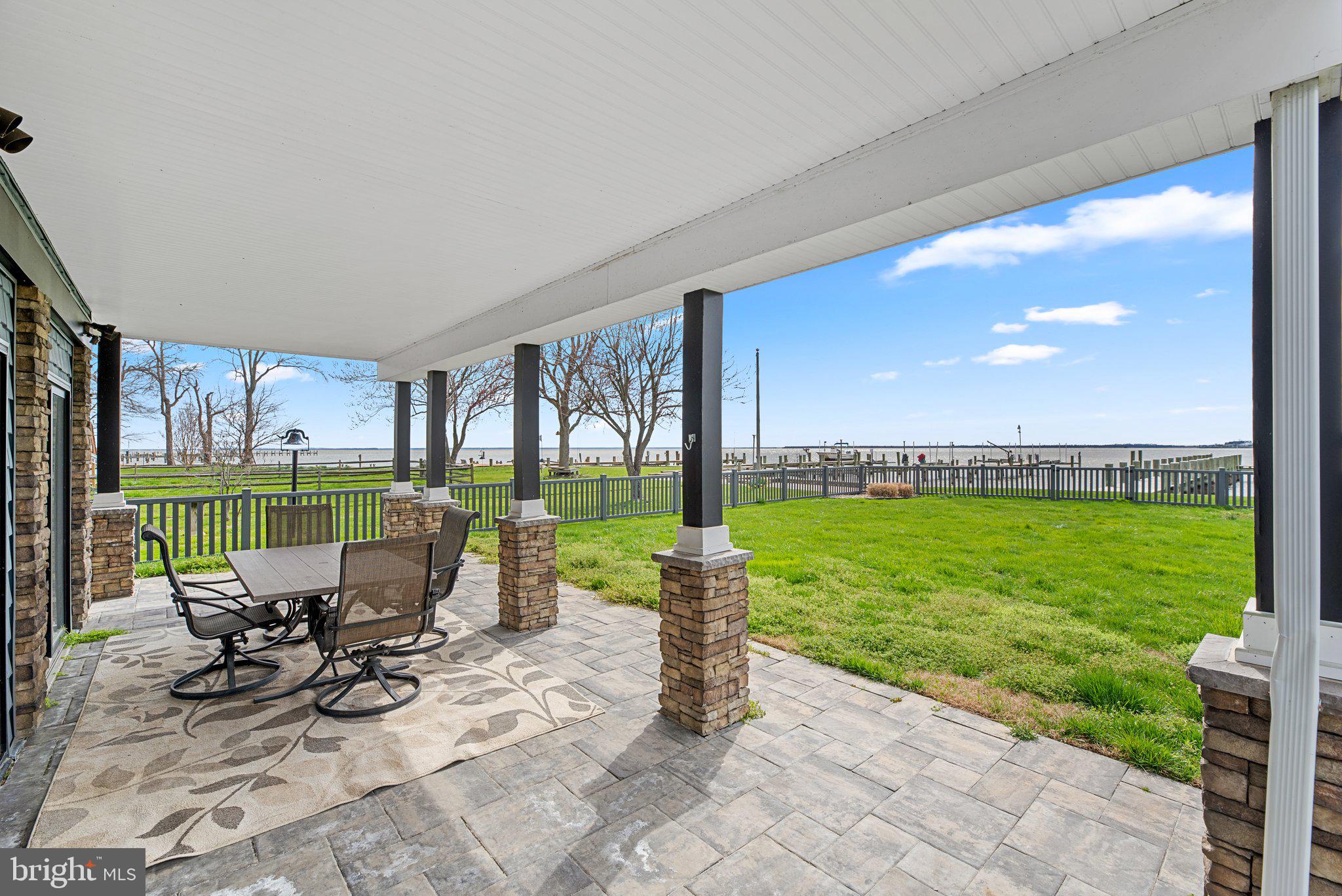 BOWLEYS QUARTERS - Residential