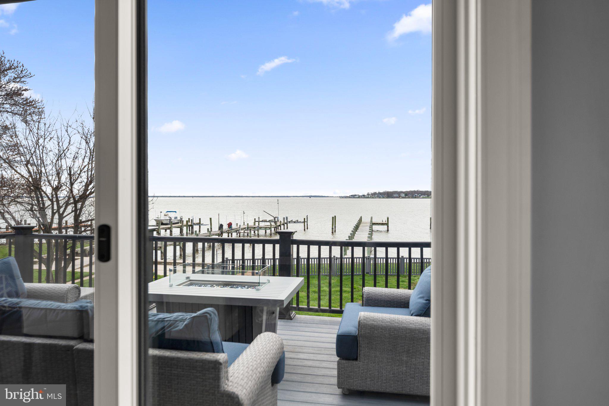 BOWLEYS QUARTERS - Residential