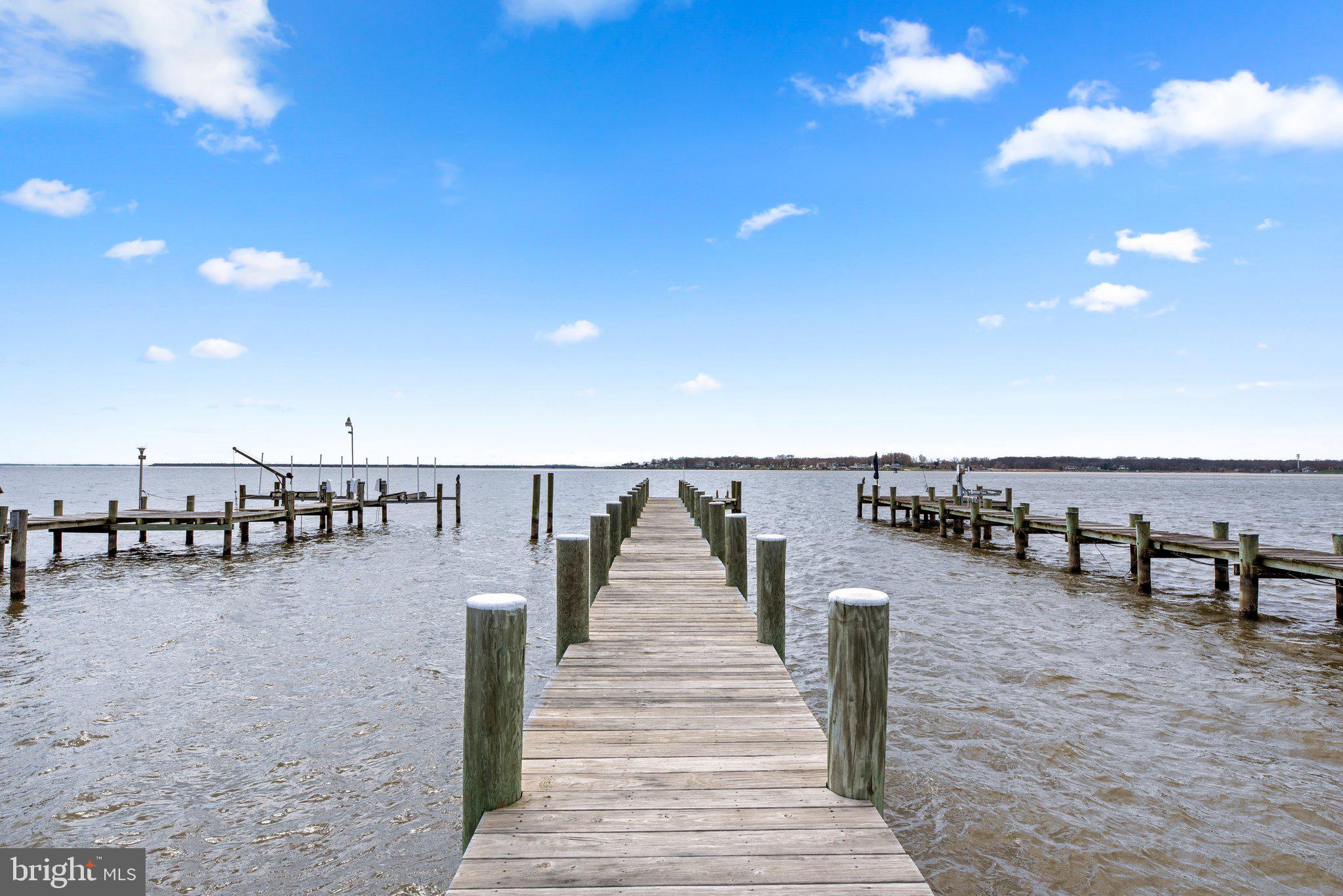 BOWLEYS QUARTERS - Residential