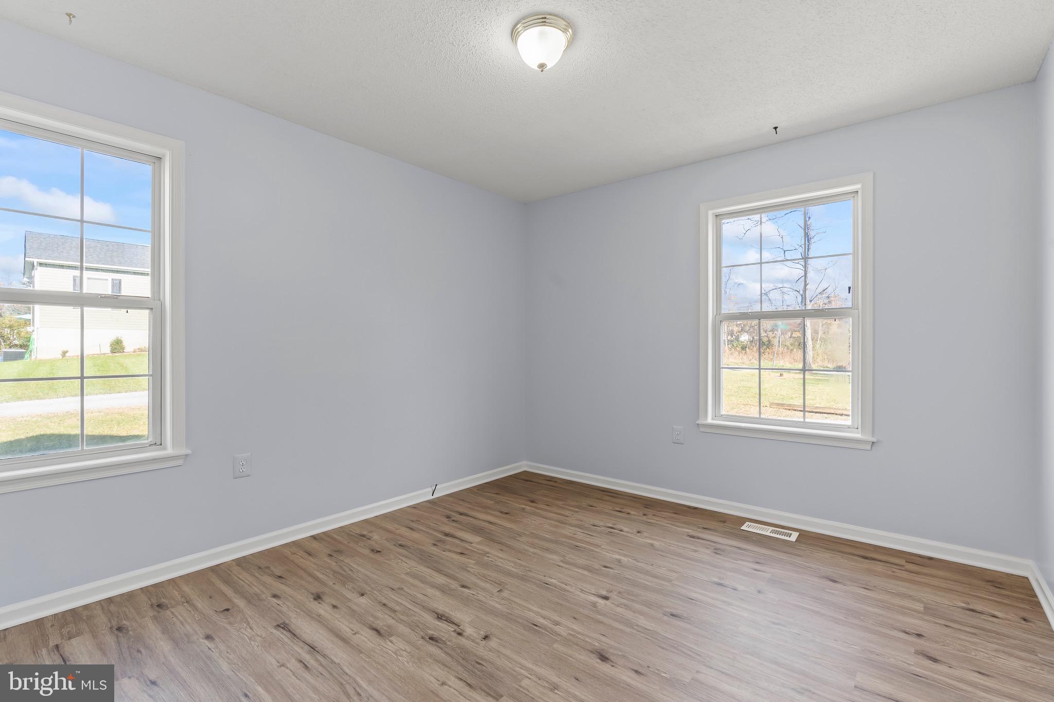 SHANNONDALE - Residential