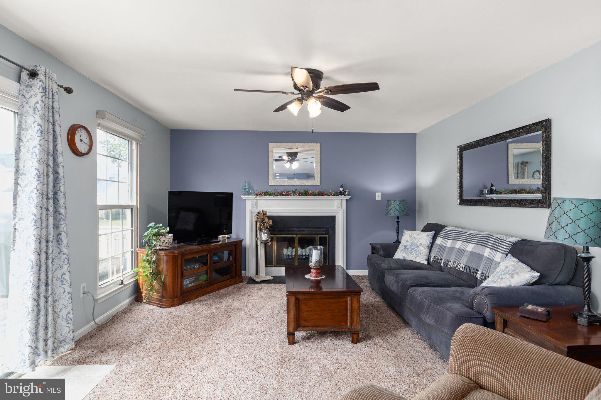 SOUTH HAMPTON - Residential