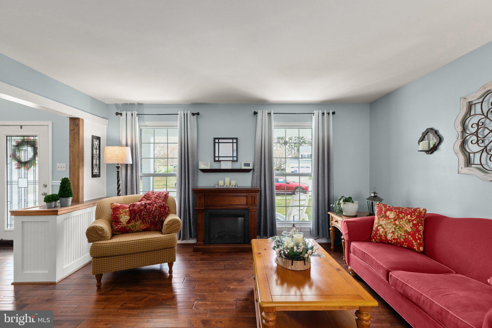 SOUTH HAMPTON - Residential