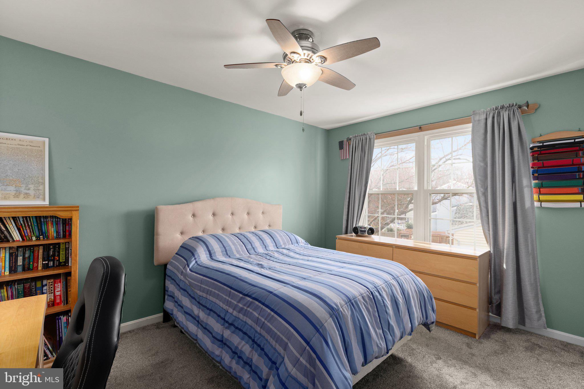 SOUTH HAMPTON - Residential