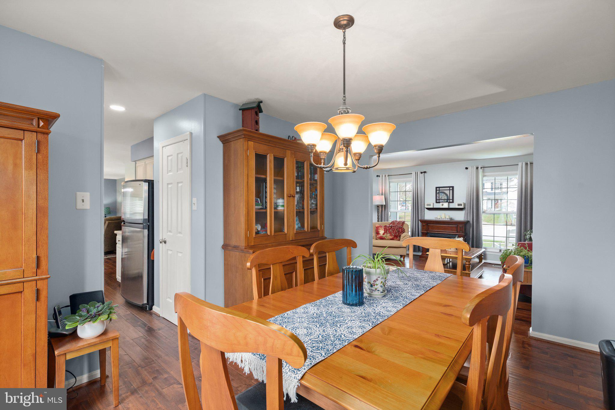 SOUTH HAMPTON - Residential