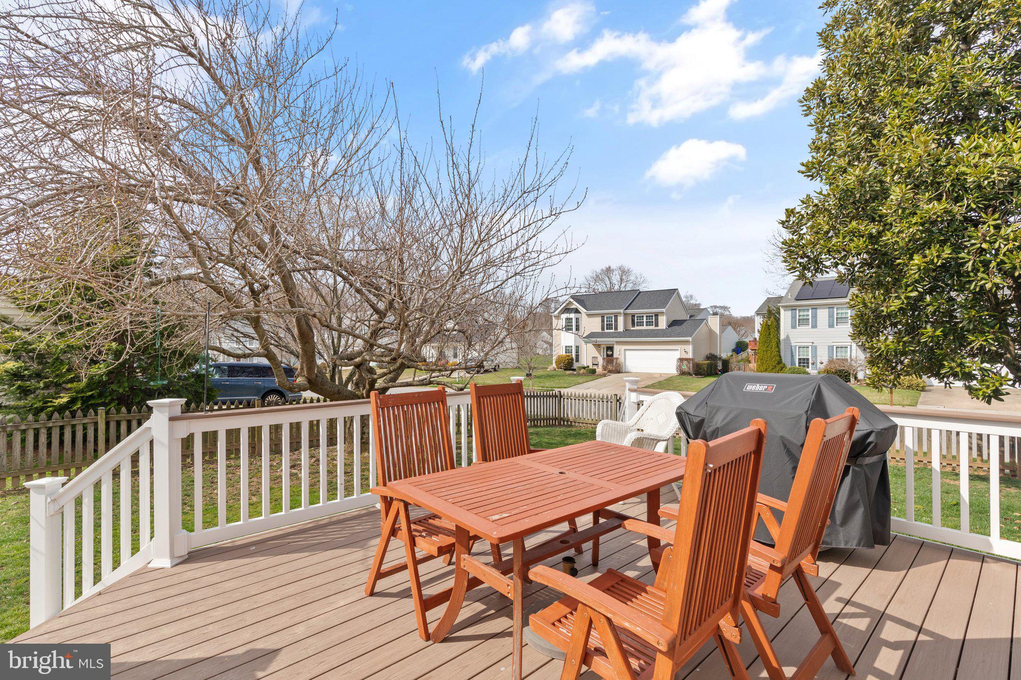 SOUTH HAMPTON - Residential