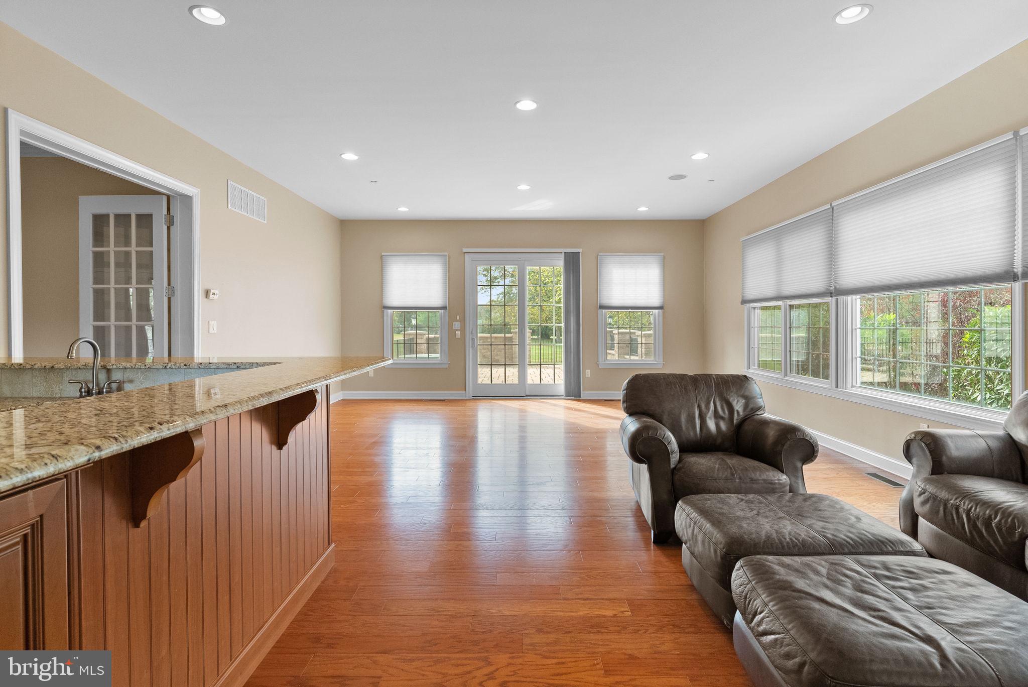 MATTHEWS RIDGE - Residential