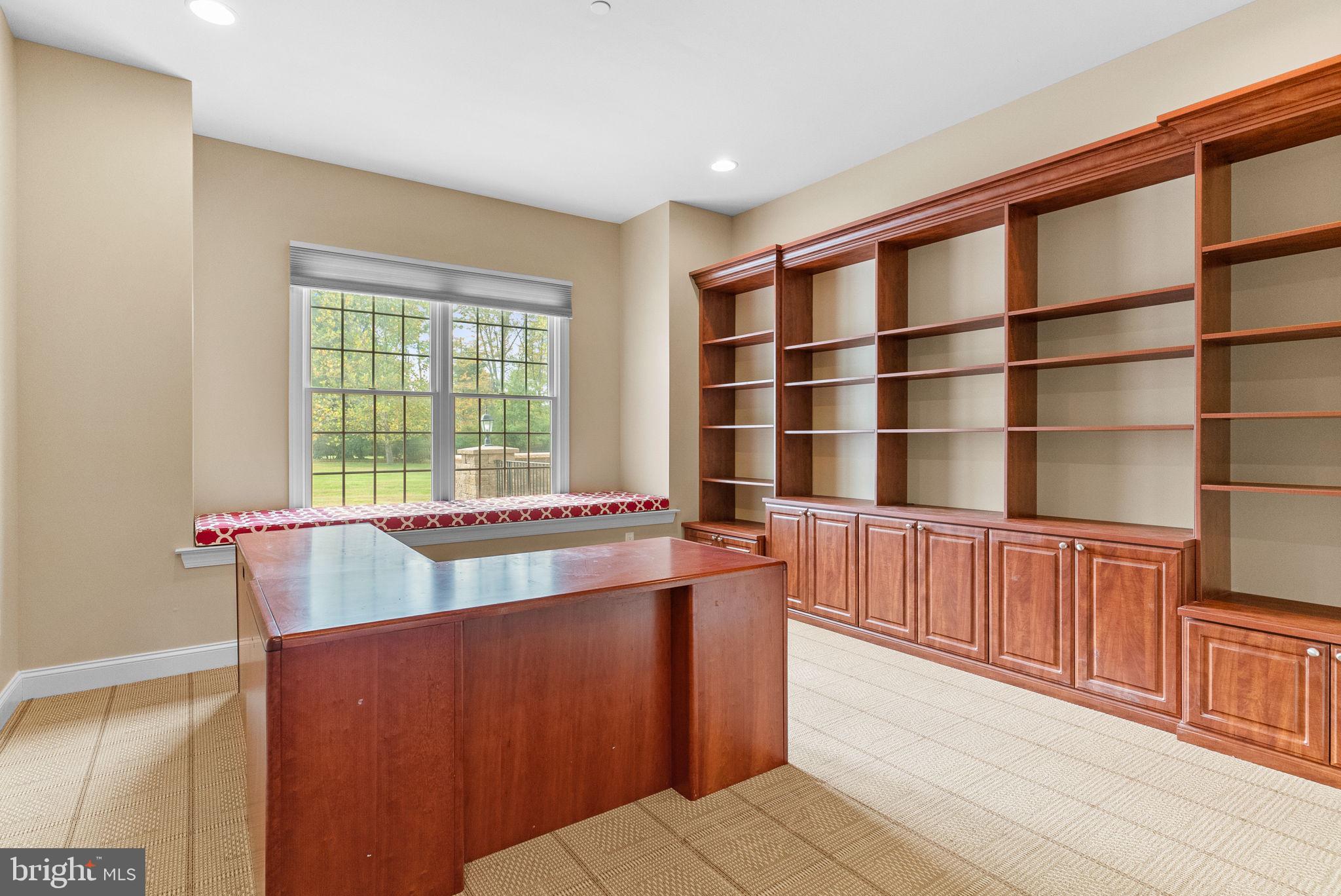 MATTHEWS RIDGE - Residential