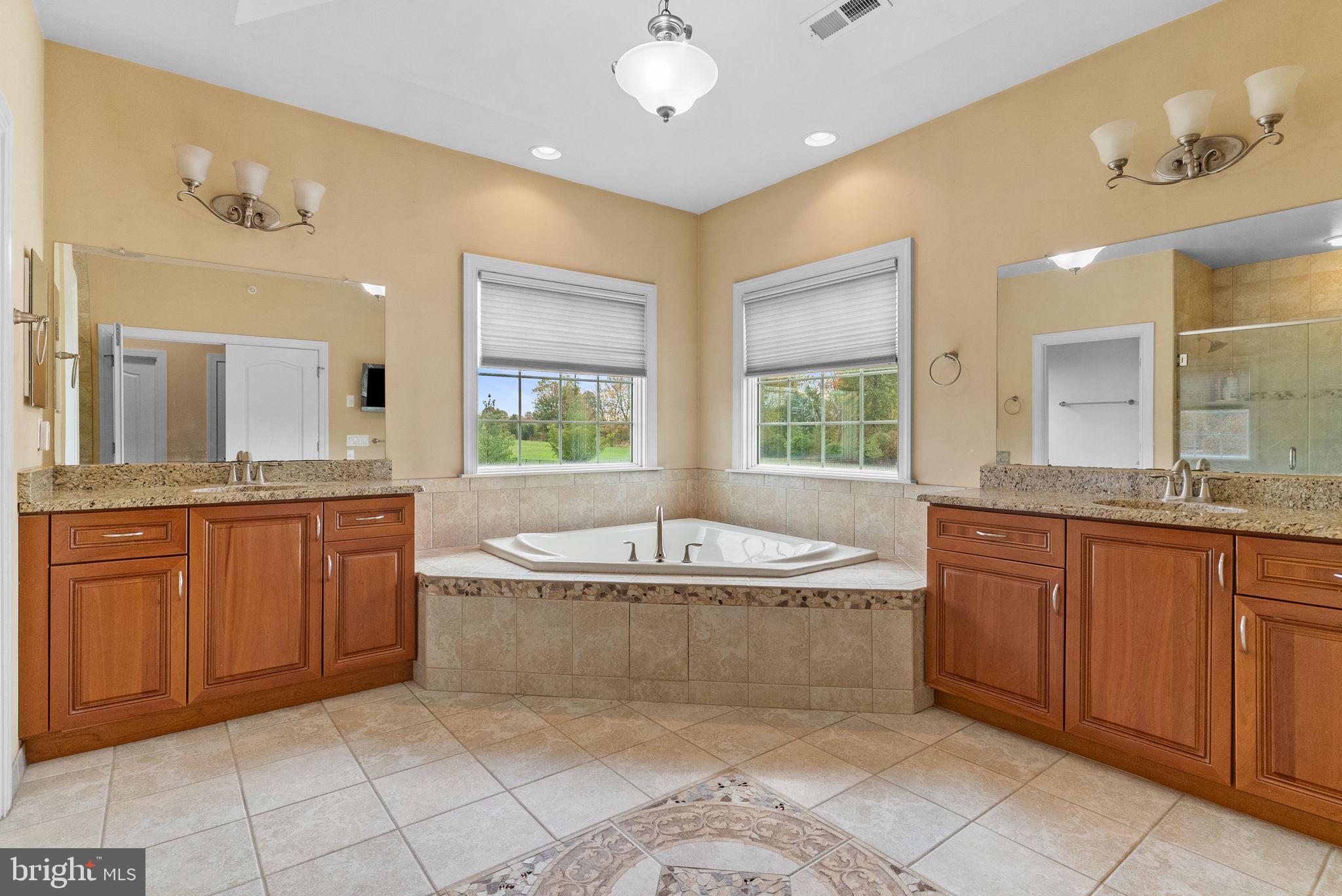 MATTHEWS RIDGE - Residential