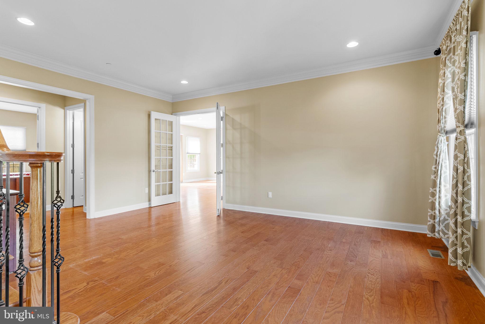 MATTHEWS RIDGE - Residential