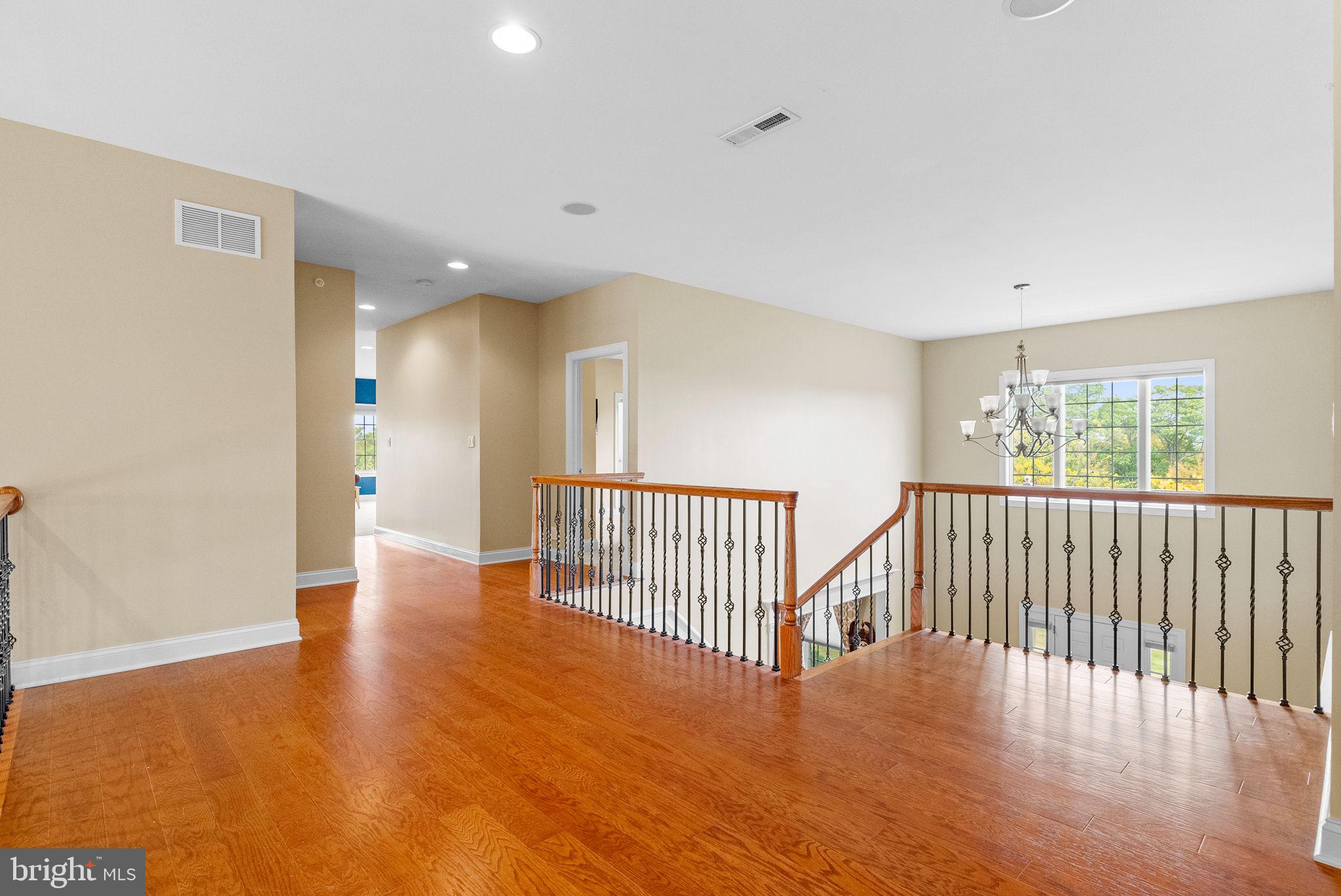 MATTHEWS RIDGE - Residential