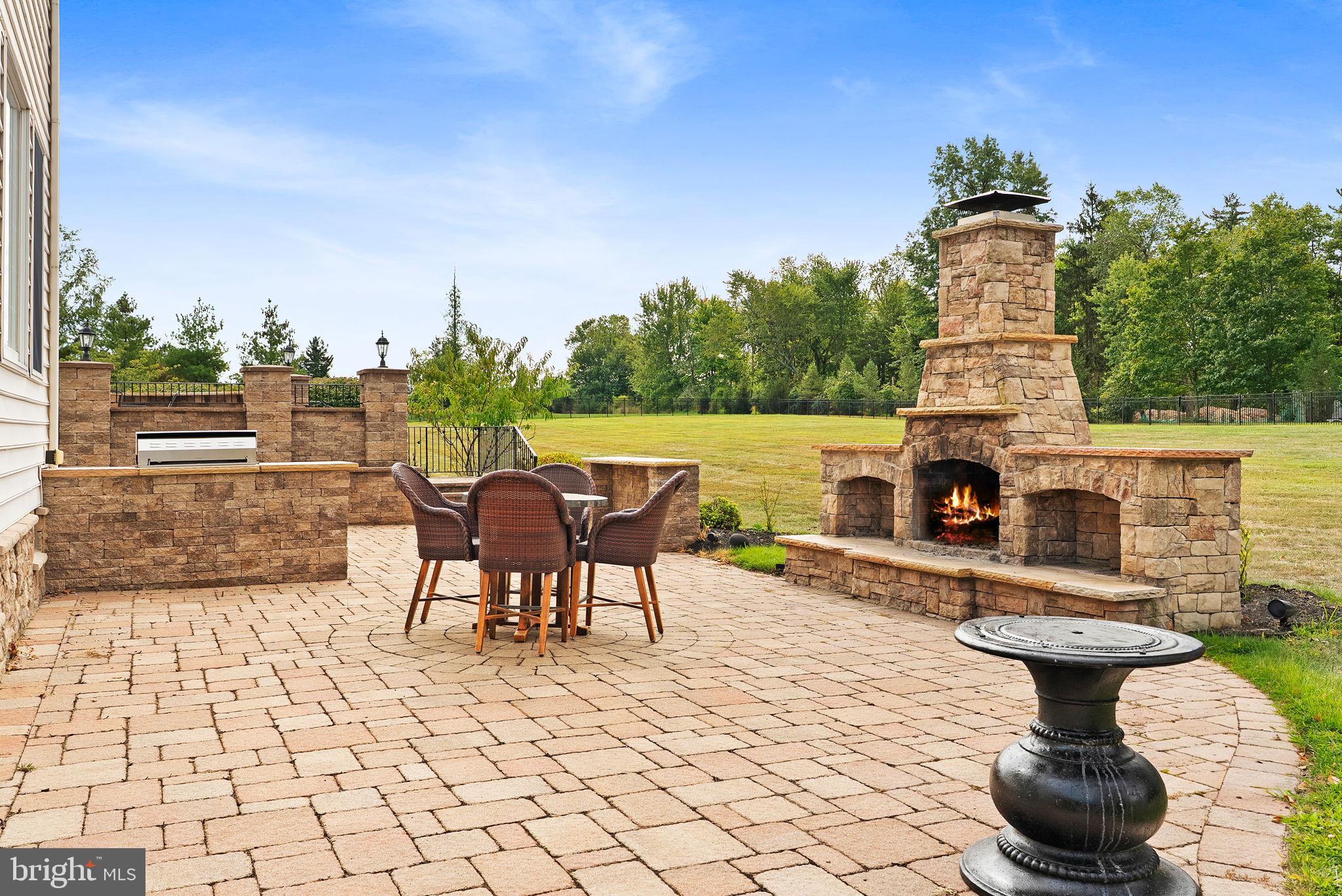 MATTHEWS RIDGE - Residential