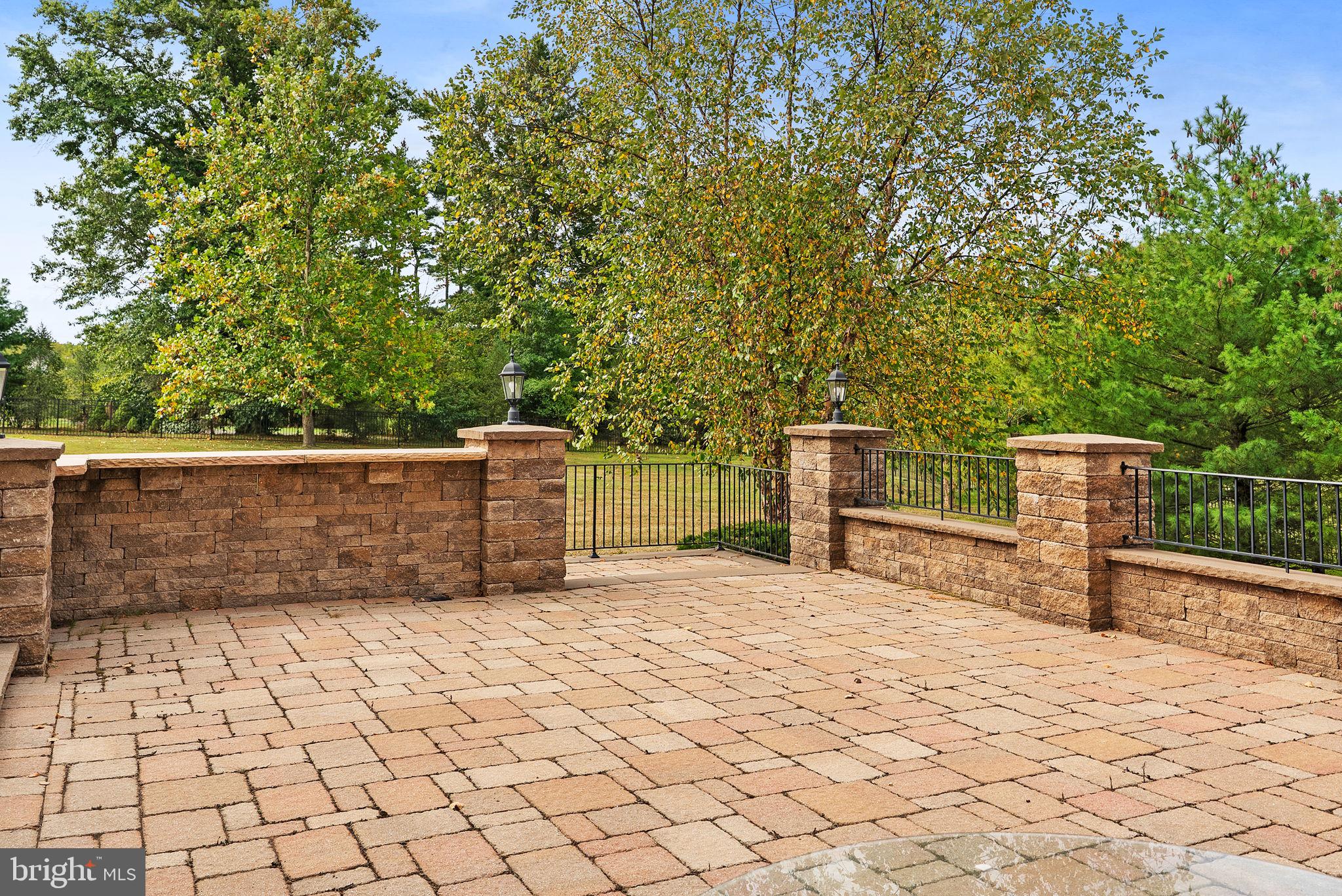 MATTHEWS RIDGE - Residential