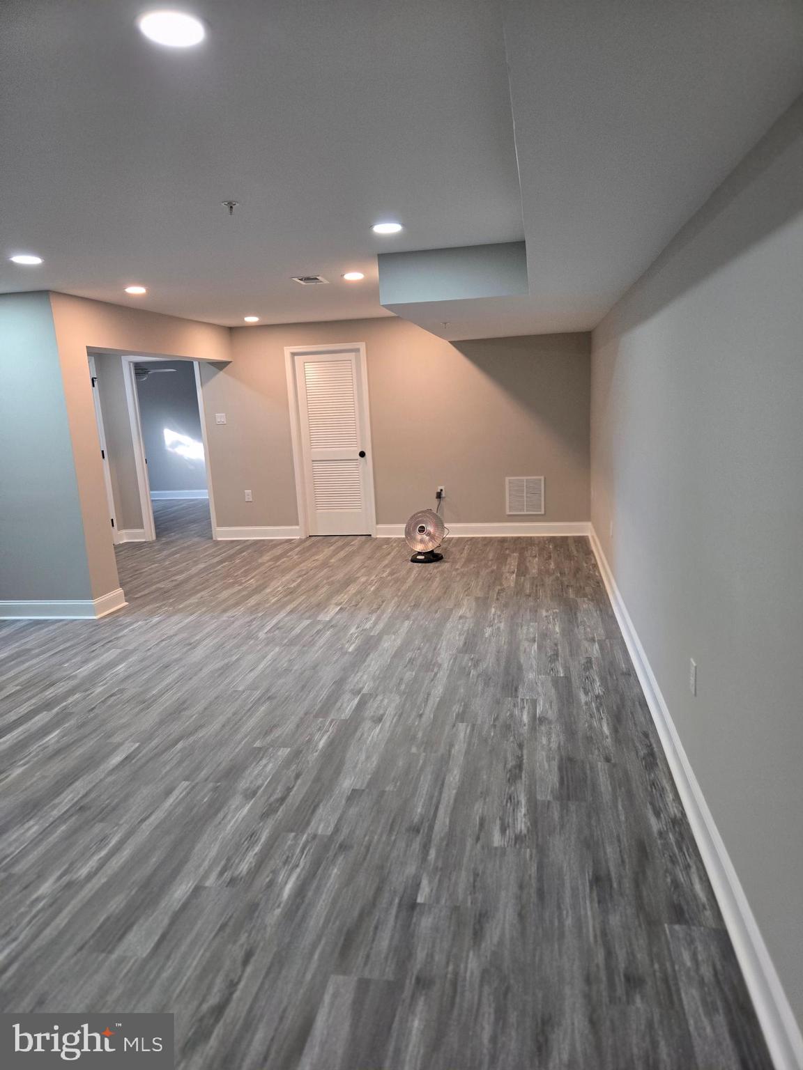 HYNESBORO PARK - Residential