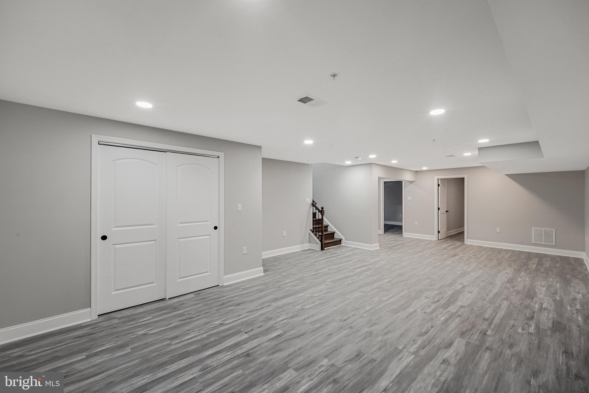 HYNESBORO PARK - Residential