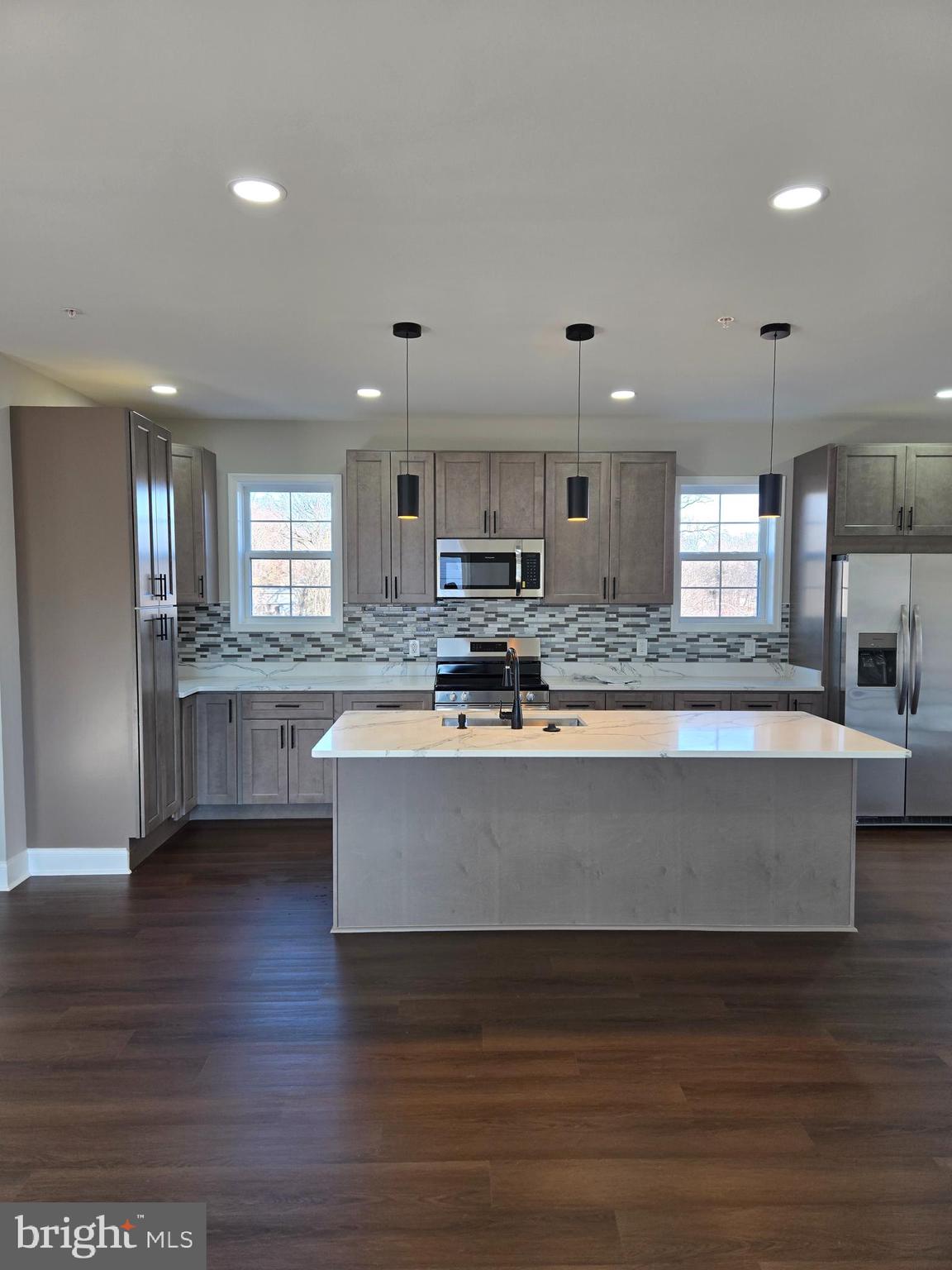 HYNESBORO PARK - Residential