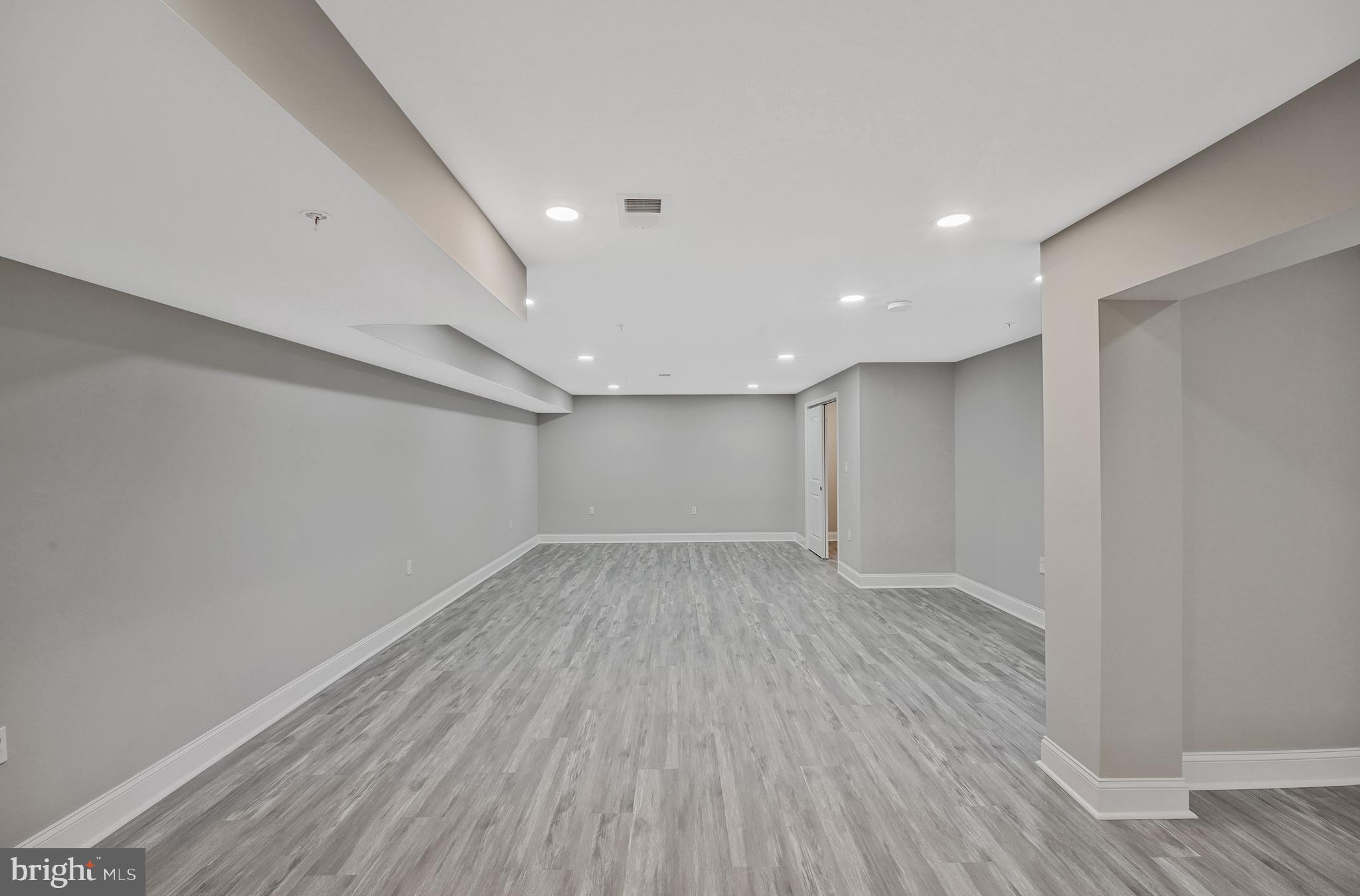 HYNESBORO PARK - Residential