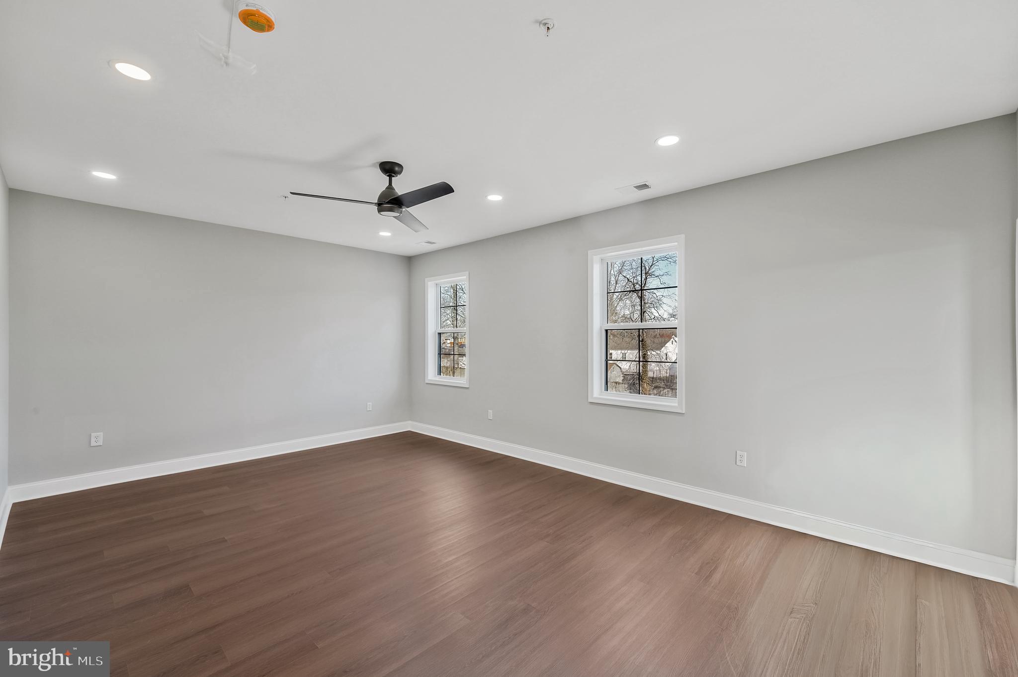 HYNESBORO PARK - Residential