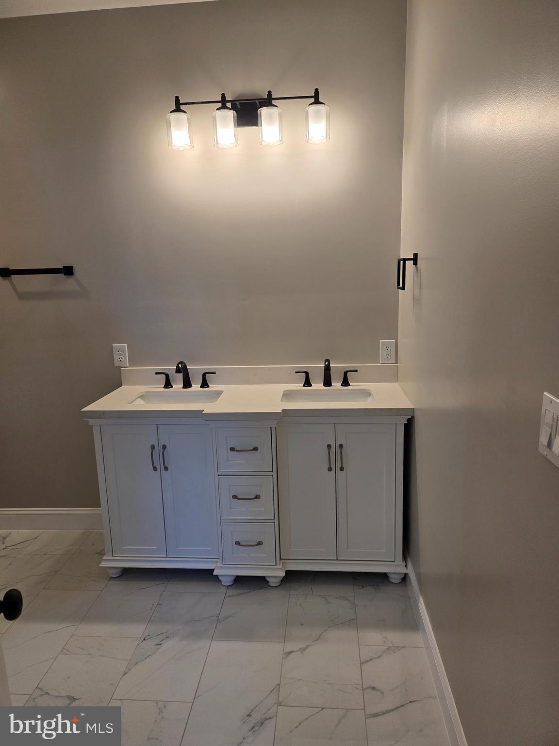 HYNESBORO PARK - Residential