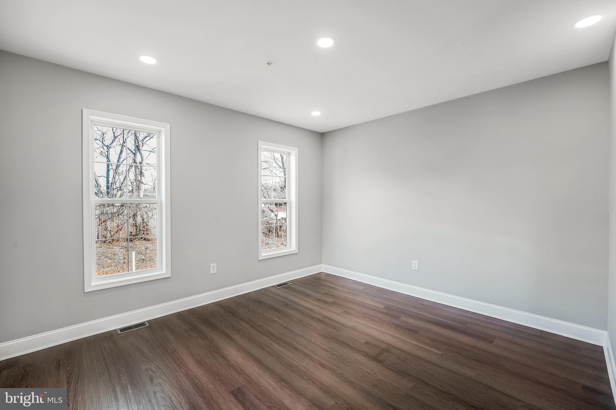 HYNESBORO PARK - Residential