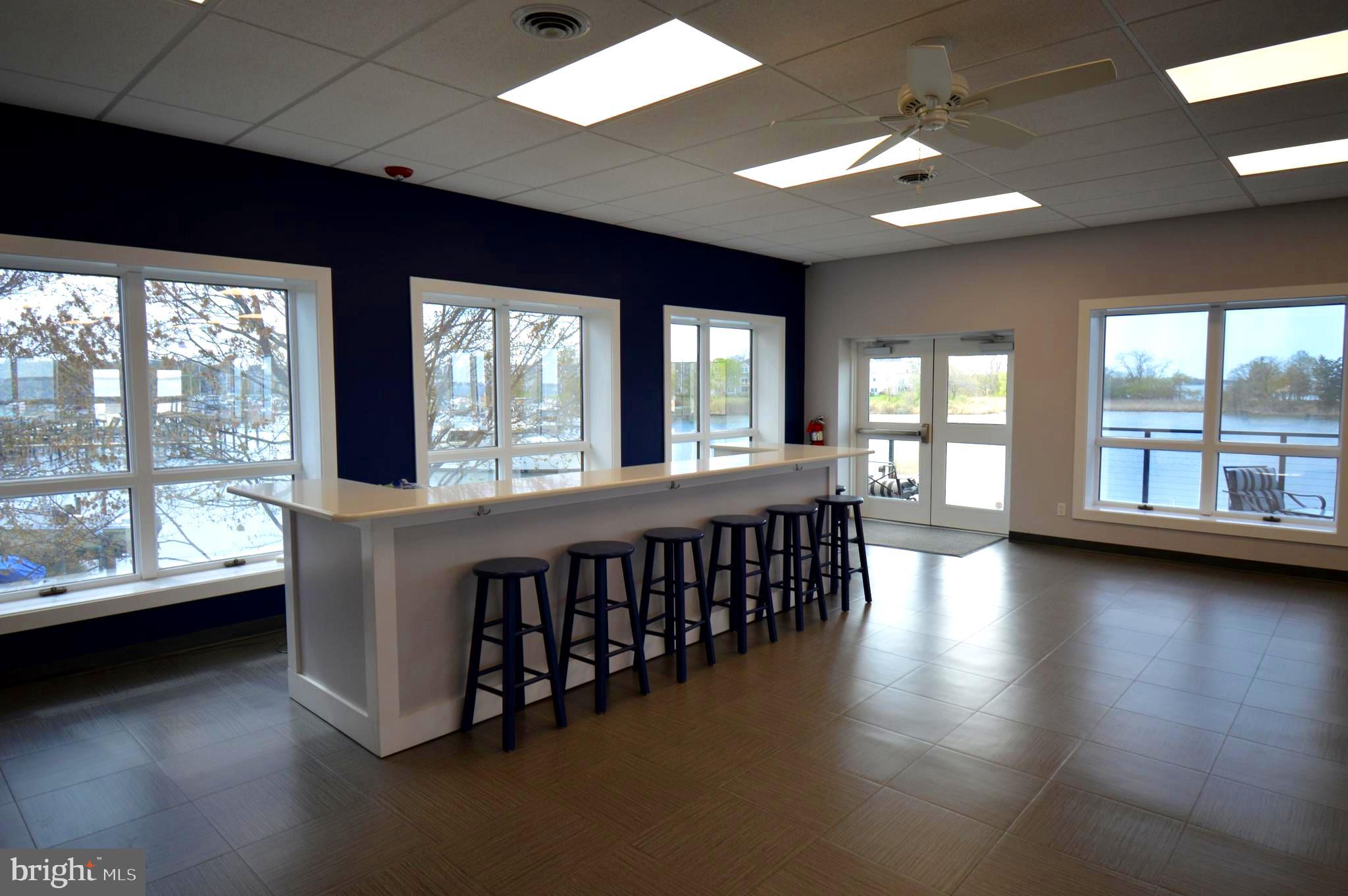 QUEENS LANDING - Residential