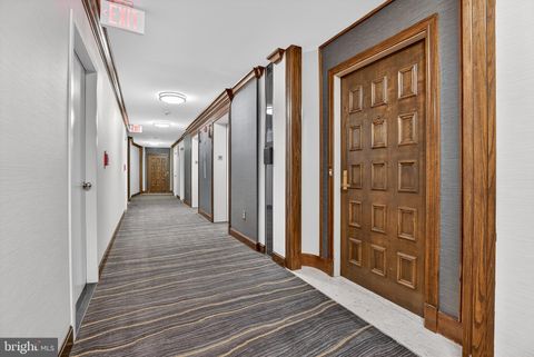 1300 CRYSTAL DRIVE 1001S ARLINGTON VA 22202