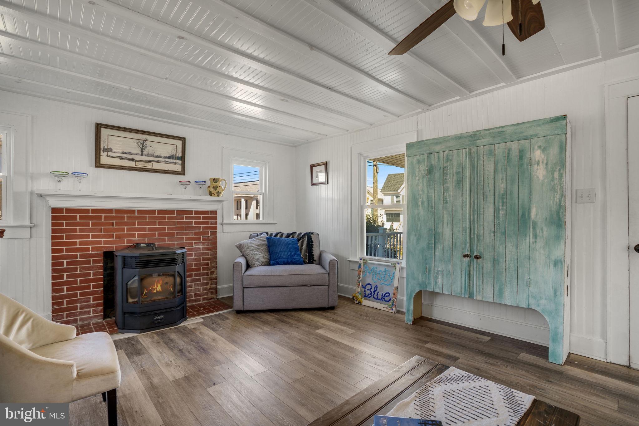 CHINCOTEAGUE - Residential