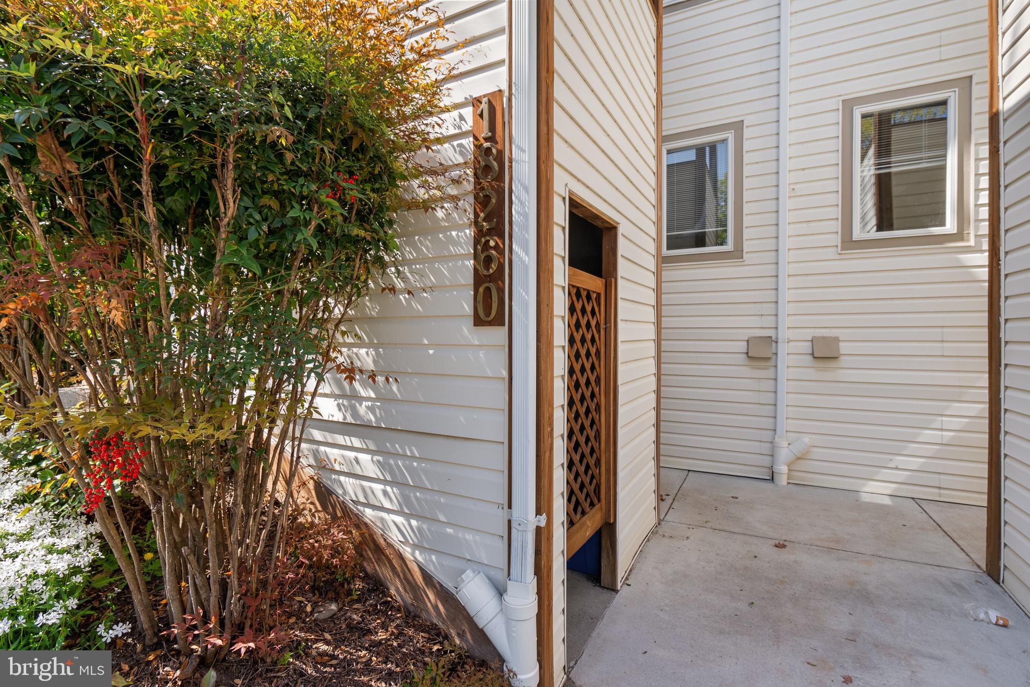 18260 WINDSOR HILL DRIVE 401A