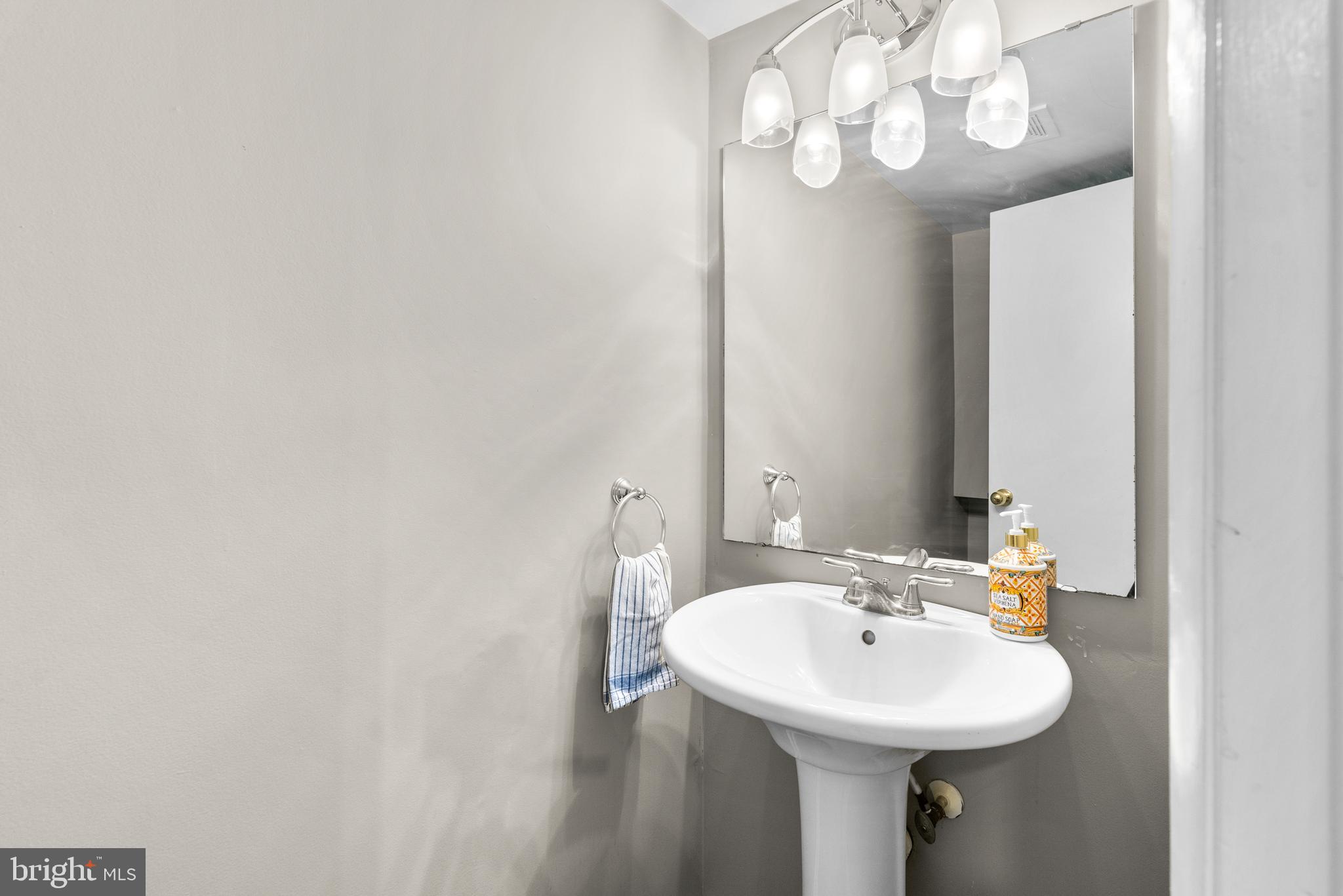 FAIR HILL - Residential