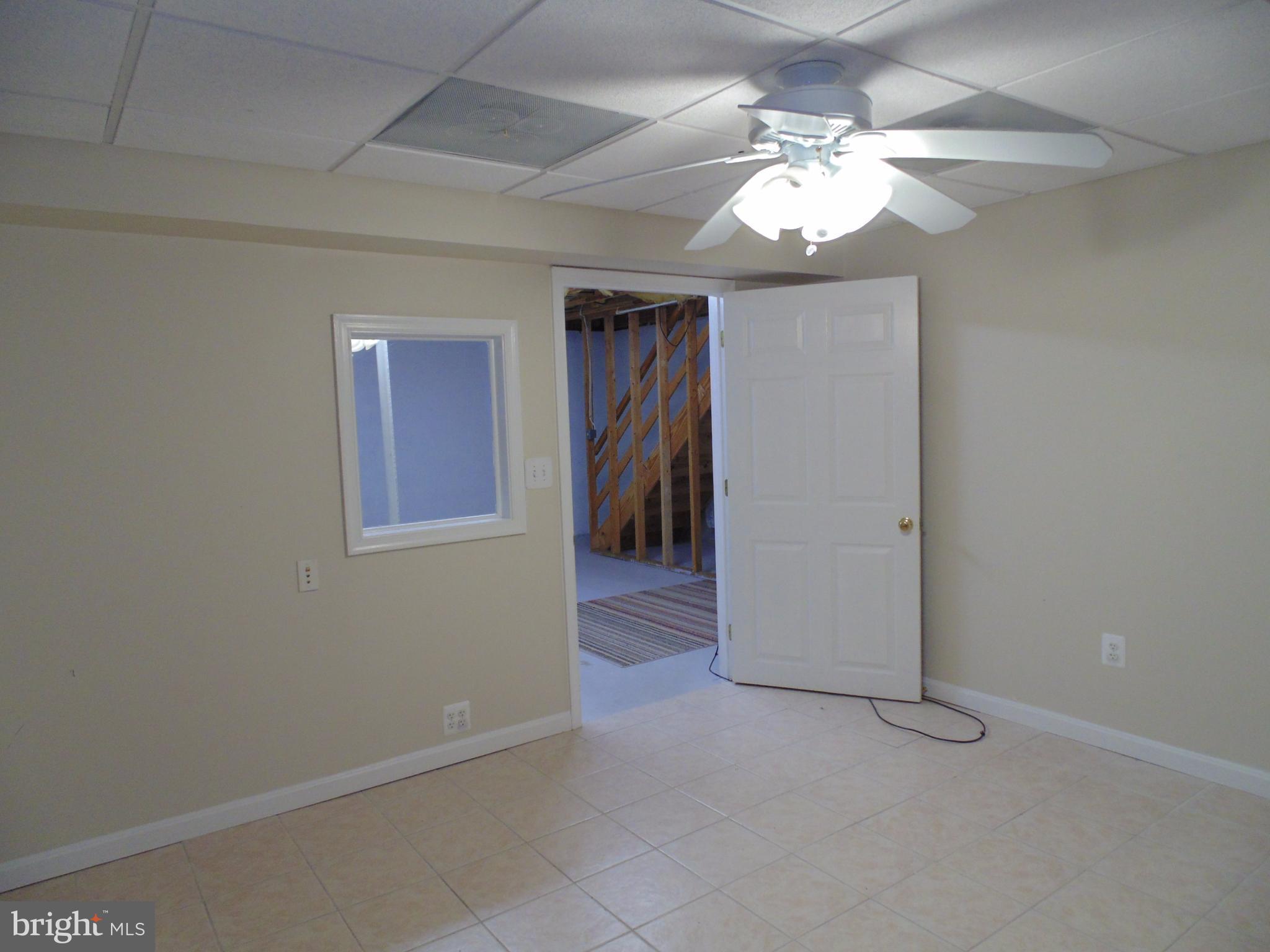 CASTINE - Residential Lease