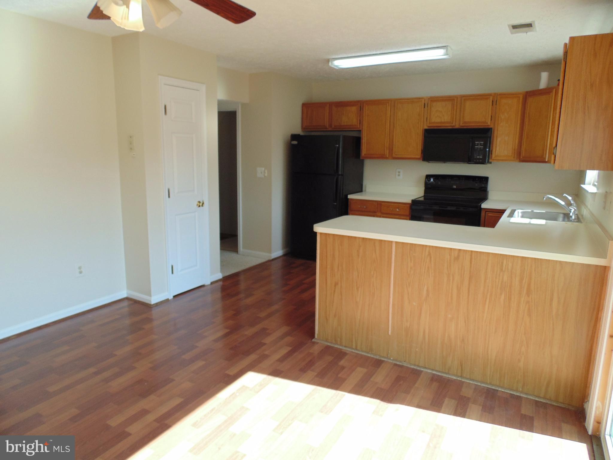 CASTINE - Residential Lease