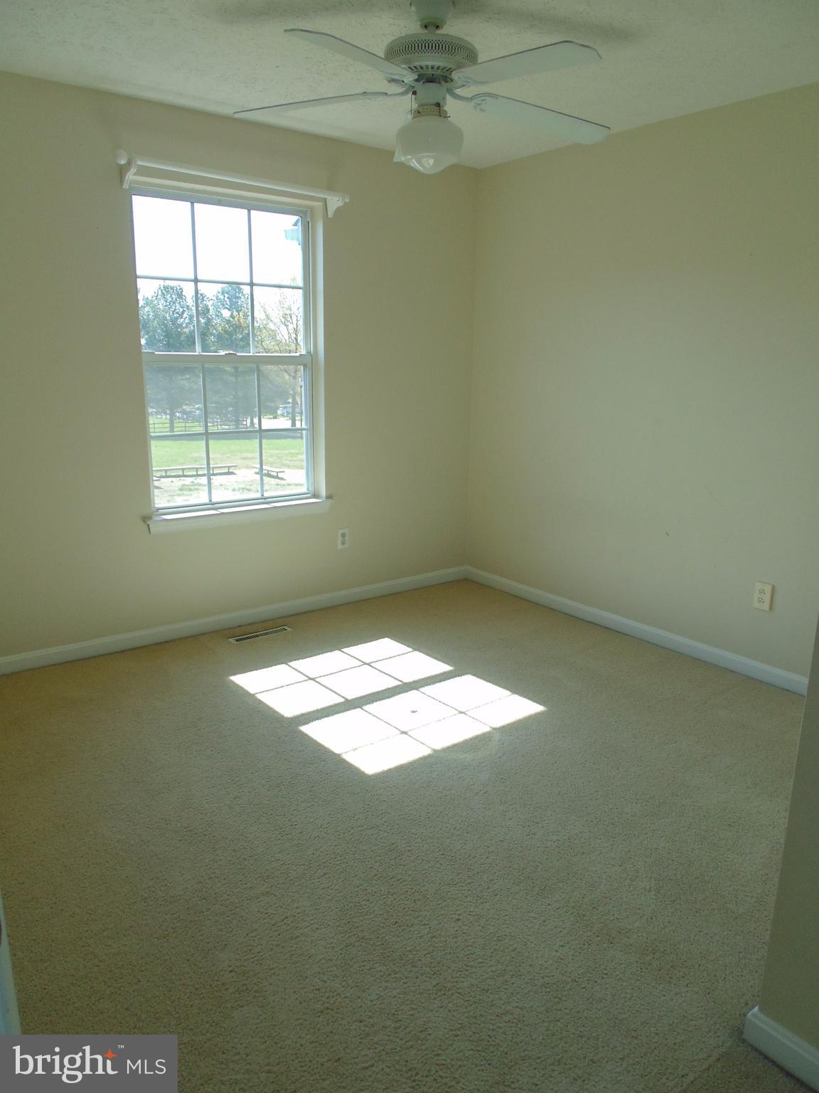 CASTINE - Residential Lease