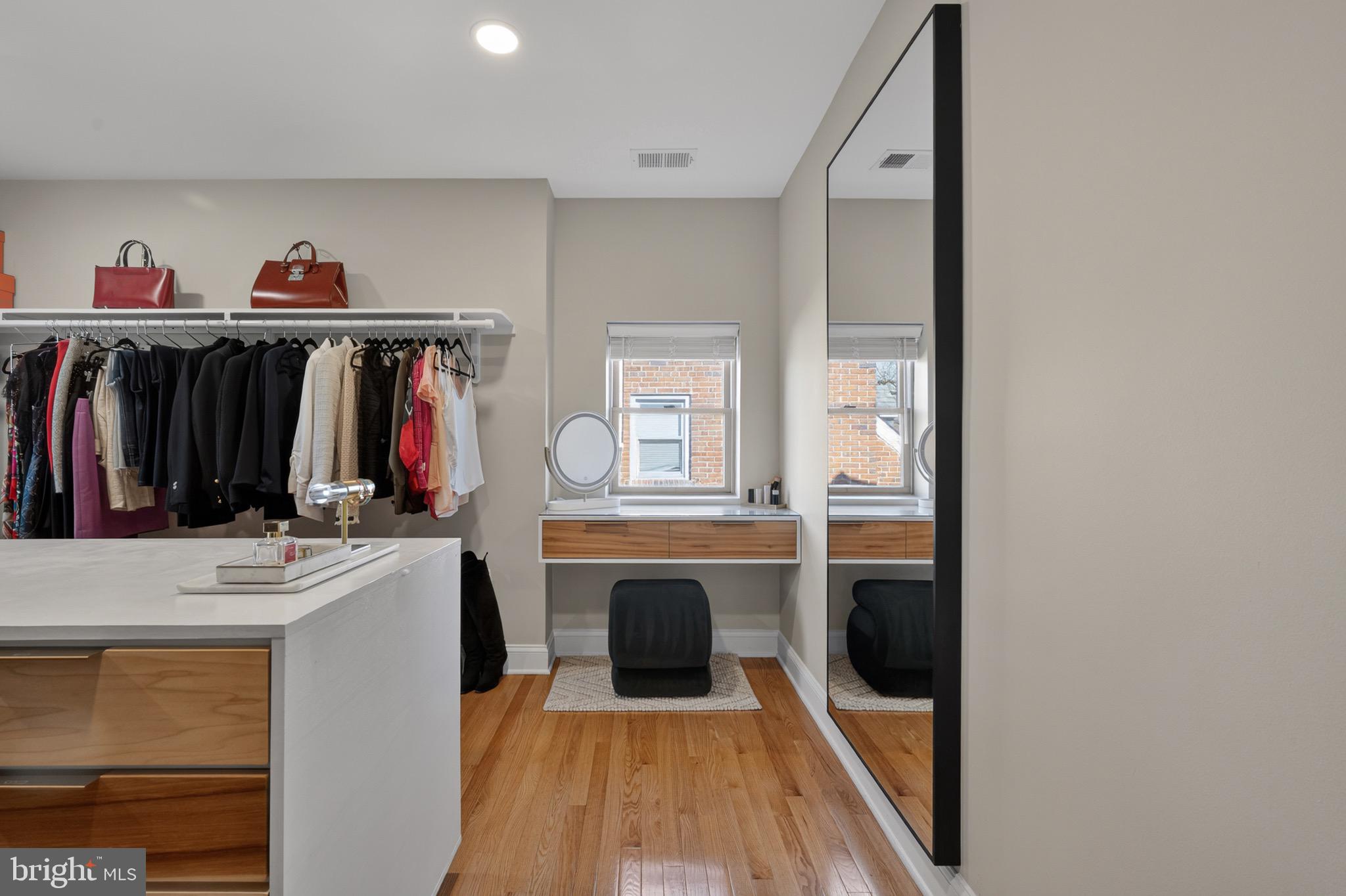 ROSEMONT PARK - Residential