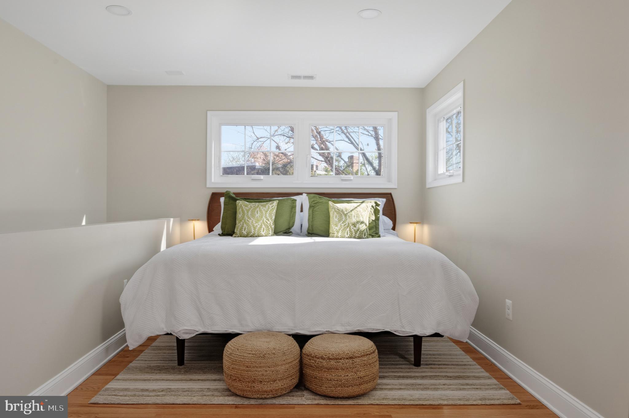 ROSEMONT PARK - Residential