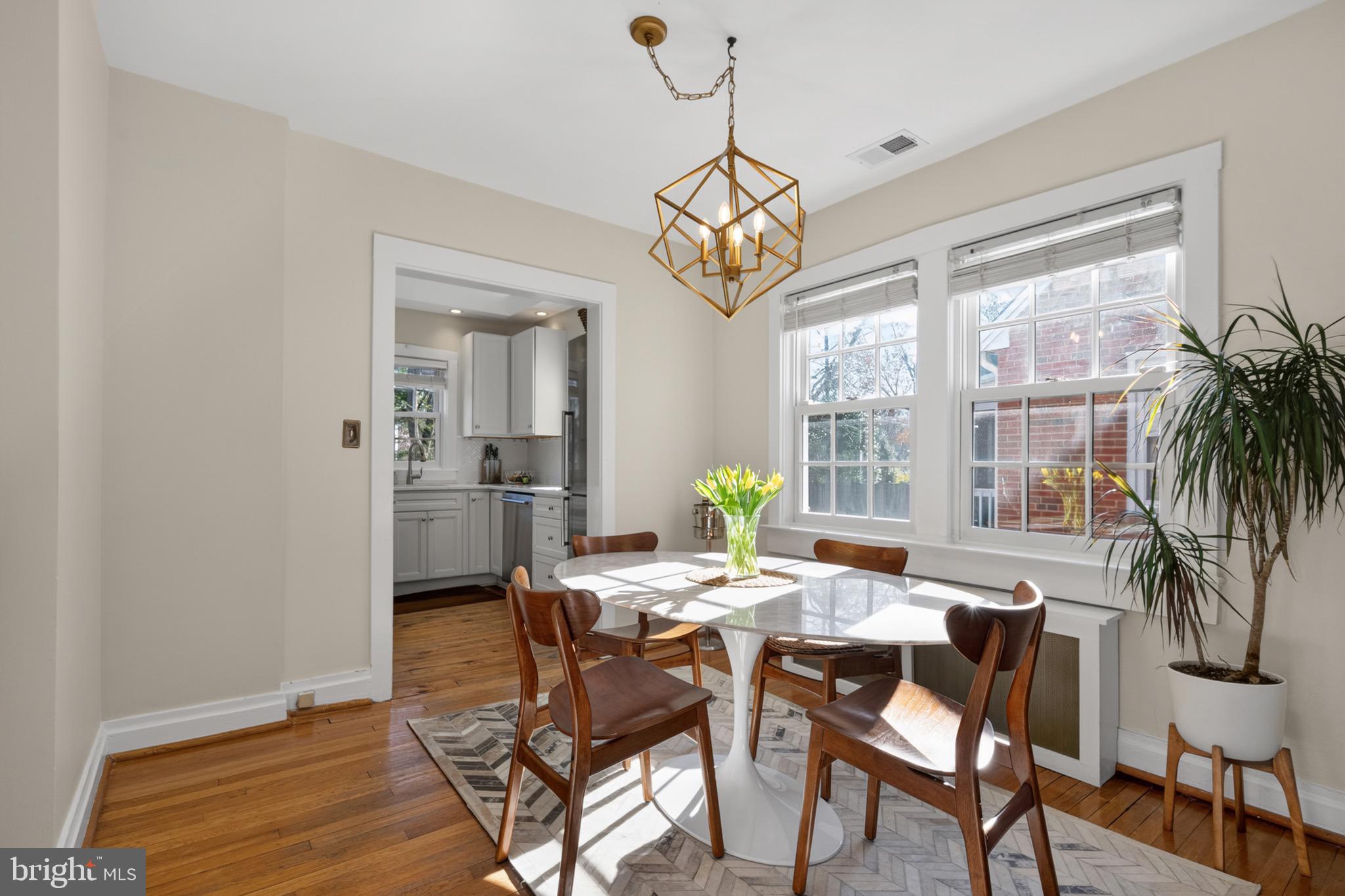 ROSEMONT PARK - Residential