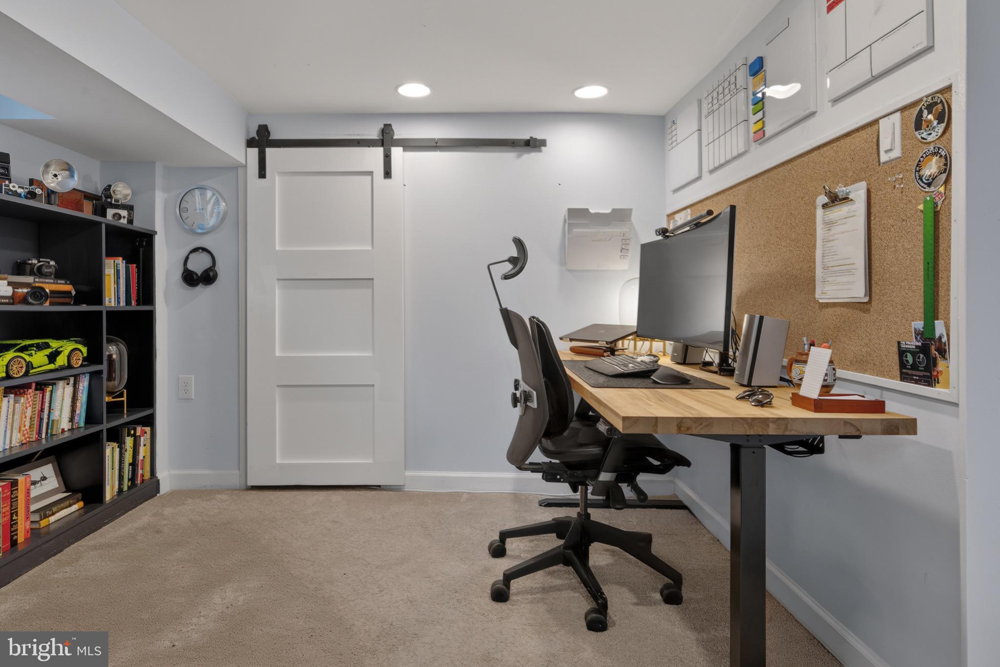 ROSEMONT PARK - Residential