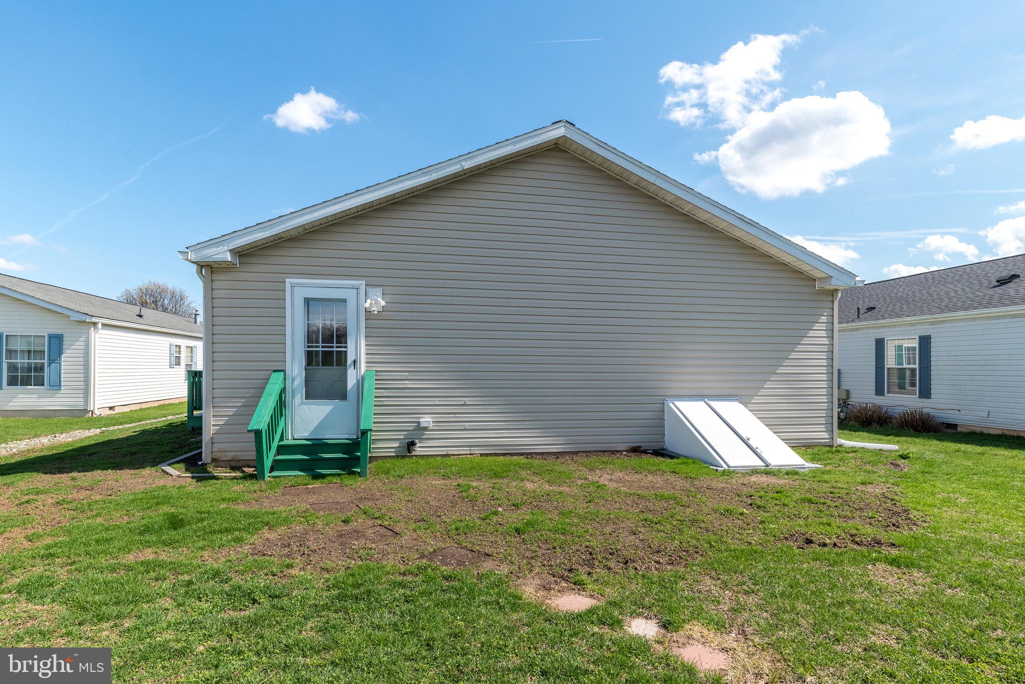 WILLOW RUN - Residential