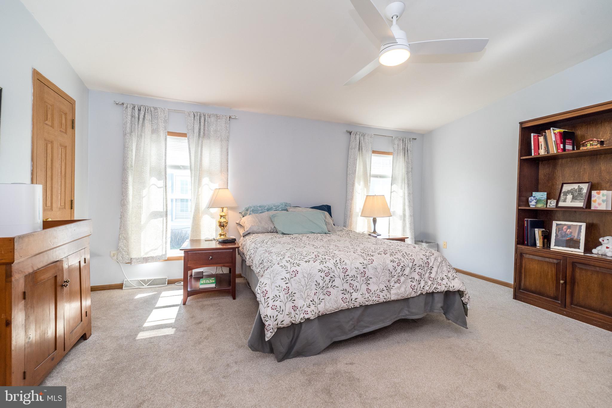 WILLOW RUN - Residential