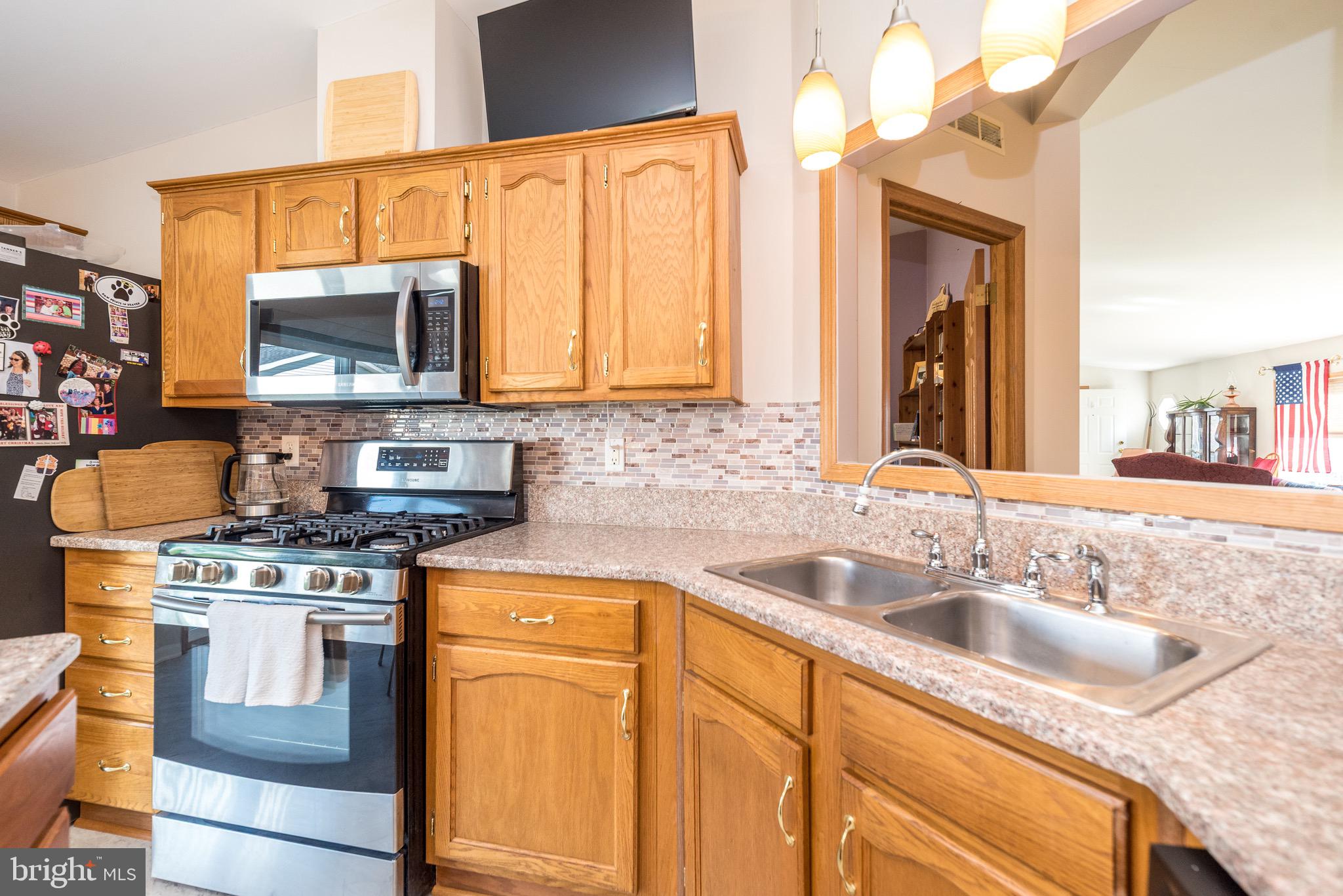 WILLOW RUN - Residential